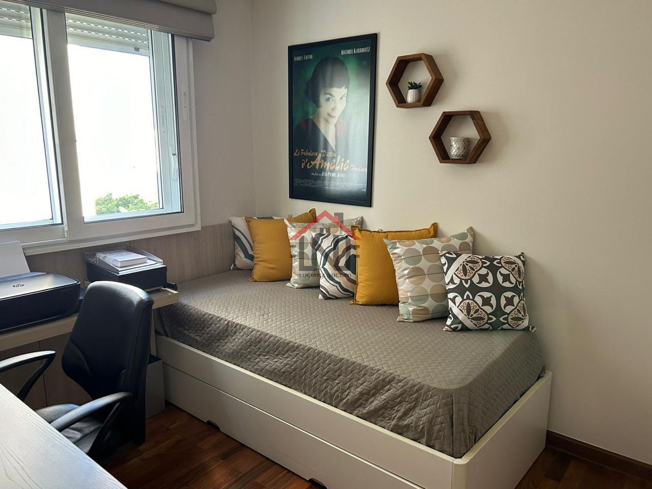 Venda de apartamento de luxo em Pinheiros, São Paulo-SP: 3 quartos, 1 suíte, 2 salas, 5 banheiros, 4 vagas de garagem, 130m².