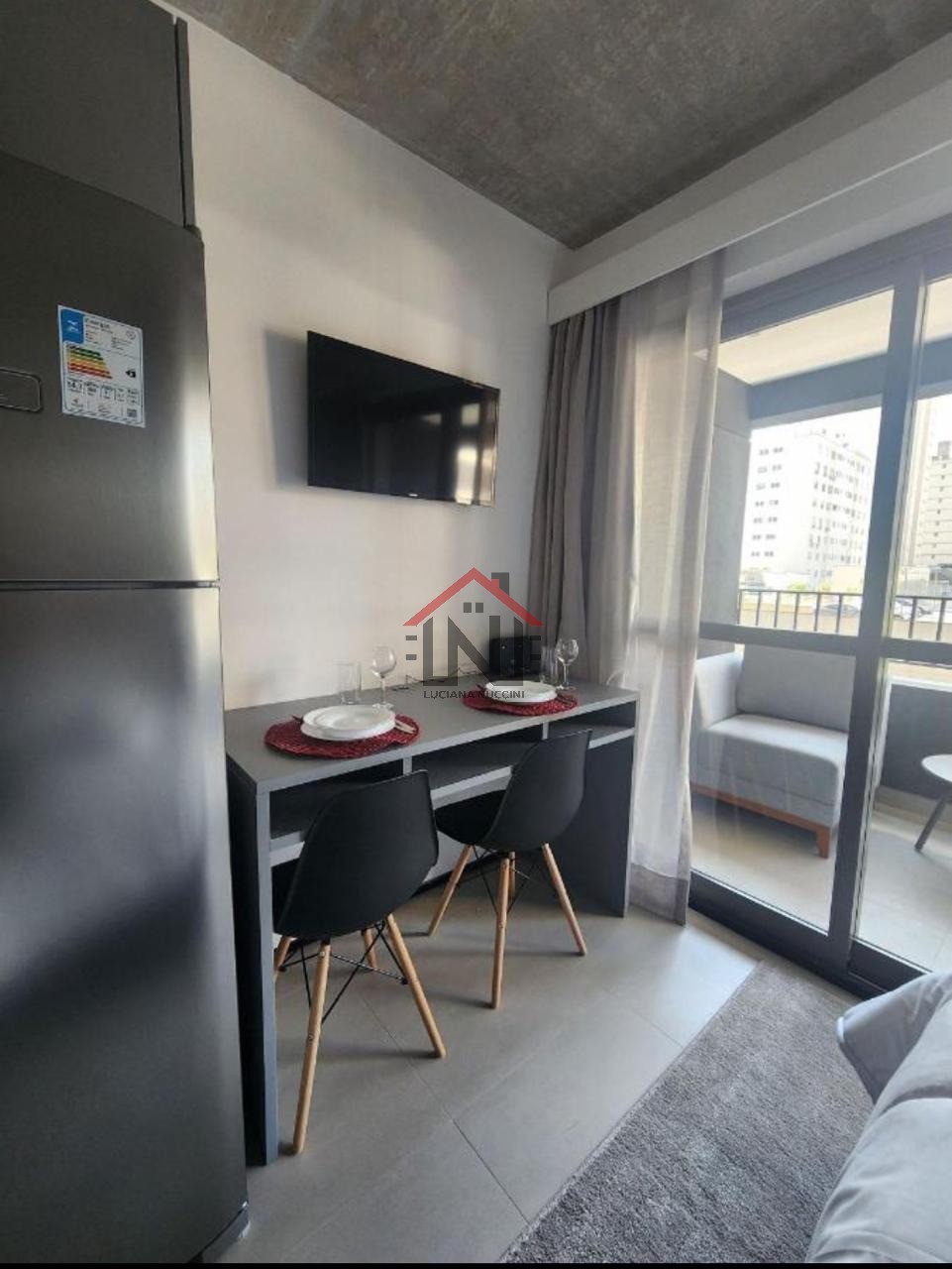 Studio à venda em Cerqueira César, São Paulo-SP: 1 quarto, 1 banheiro, 23m² de área.