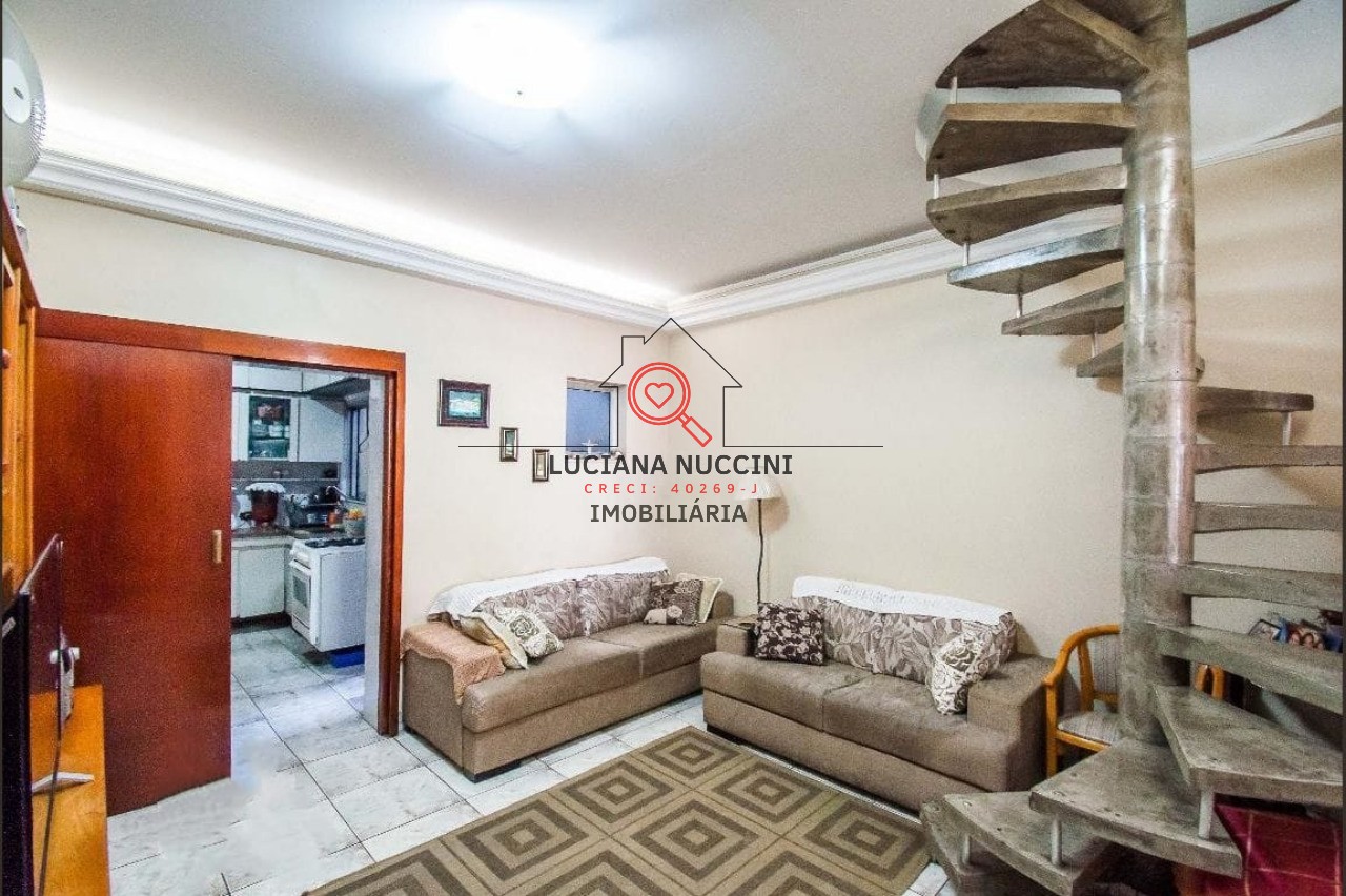 Casa à venda em São Paulo-SP, bairro Ipiranga, 3 quartos, 2 banheiros, 2 vagas de garagem, 132,00 m² de área!