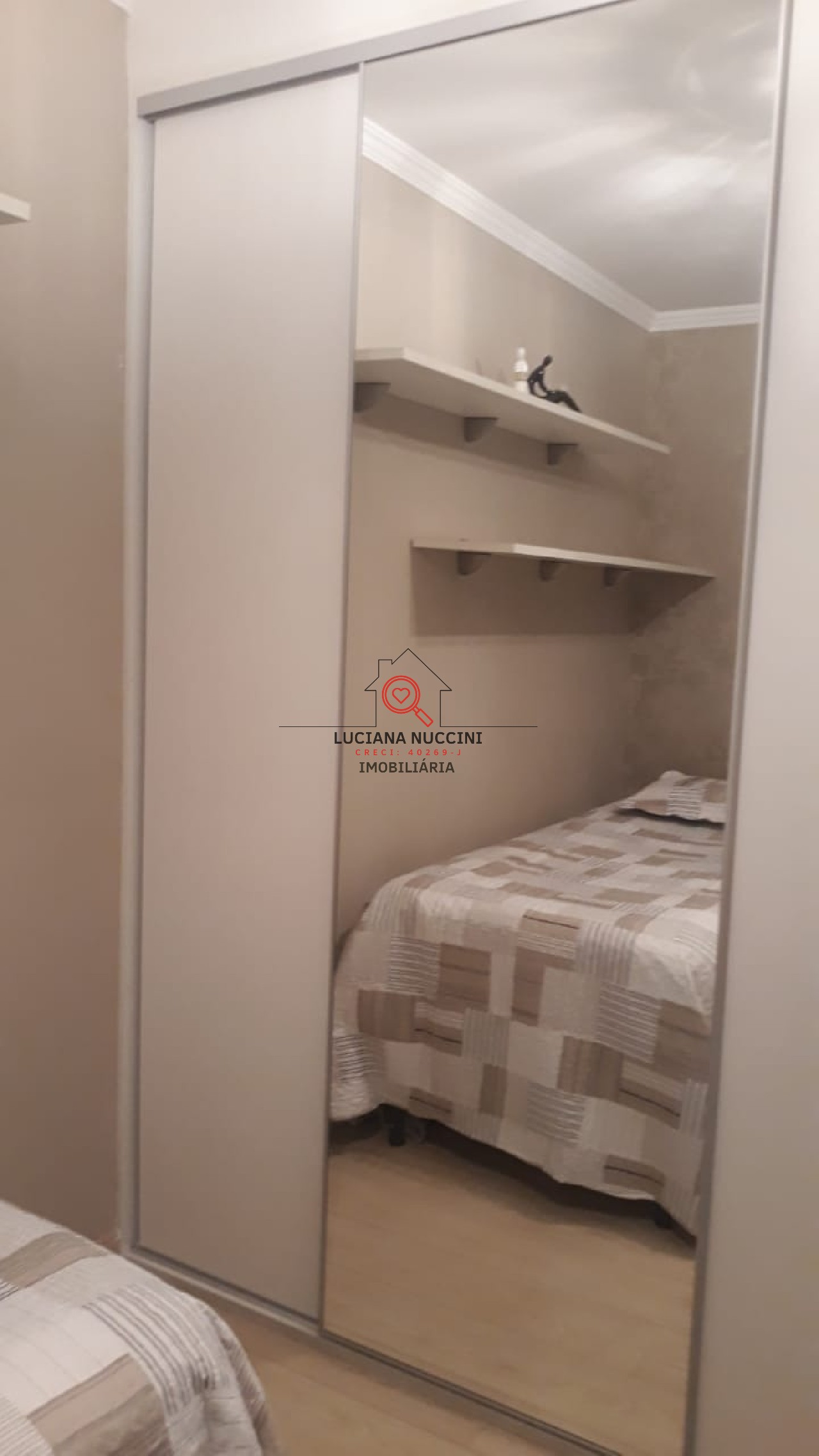Apartamento de luxo com 3 suítes e 4 vagas na Vila Monumento, São Paulo-SP! 141m² de sofisticação e conforto.