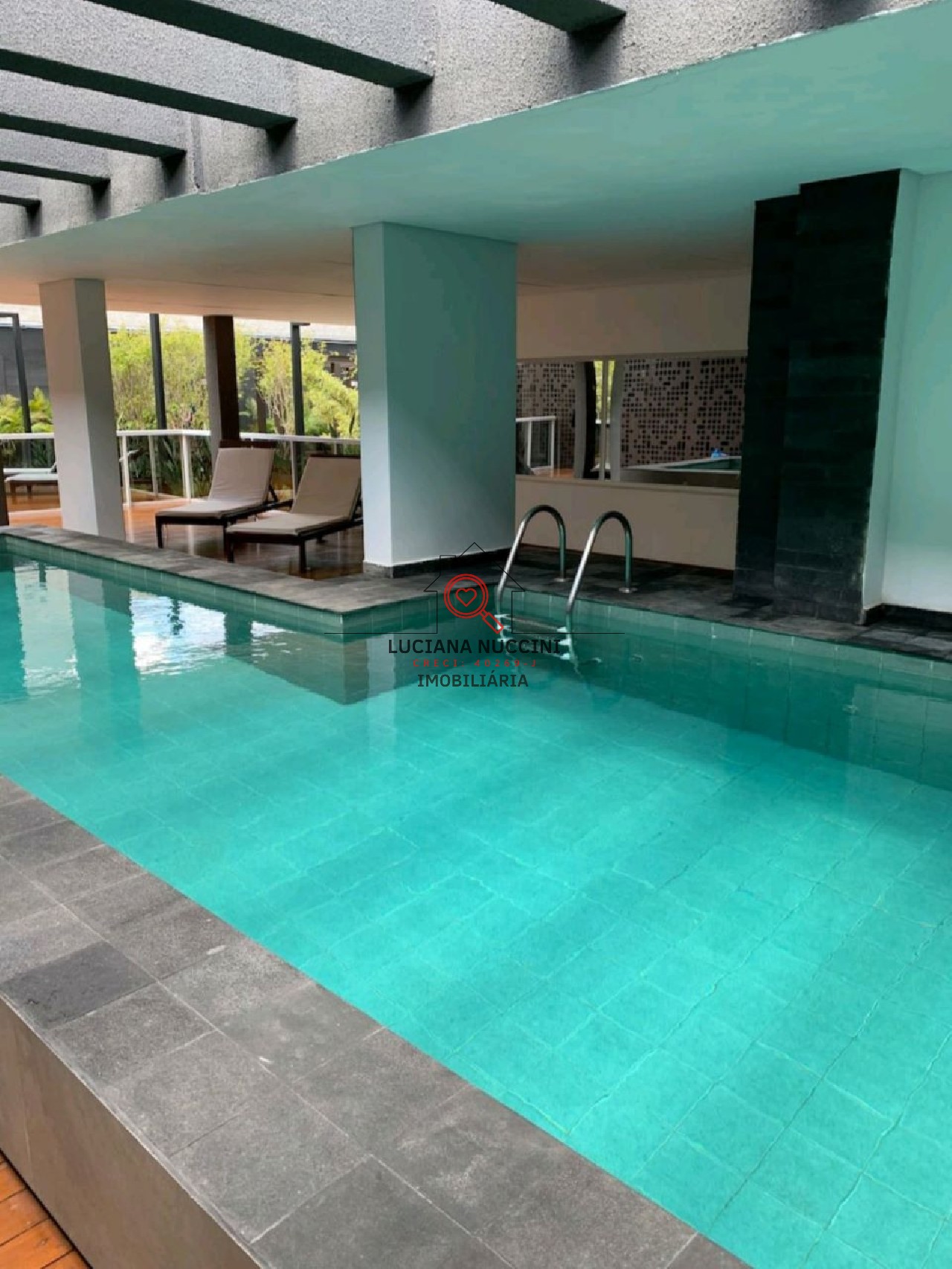 Studio à venda em Pinheiros, São Paulo-SP: 1 quarto, 1 sala, 1 banheiro, 1 vaga de garagem, 30m² de área. Venha conferir!