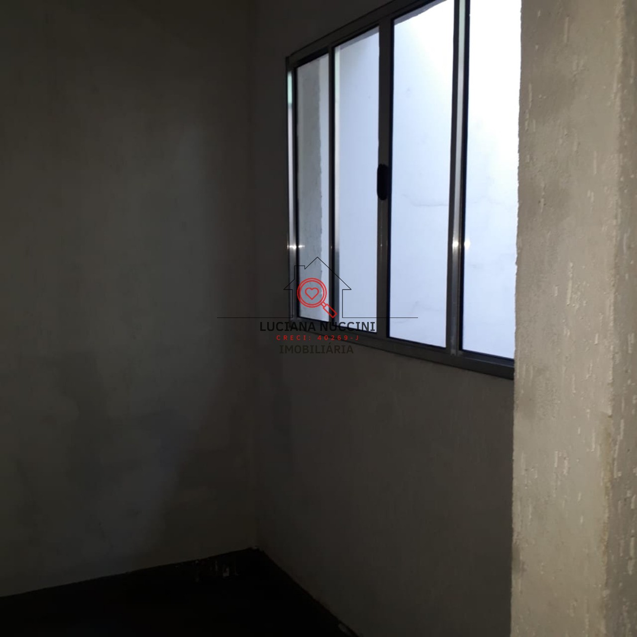 Imperdível oportunidade: Casa à venda na Saúde, São Paulo-SP! 1 sala, 1 banheiro, 1 vaga de garagem!