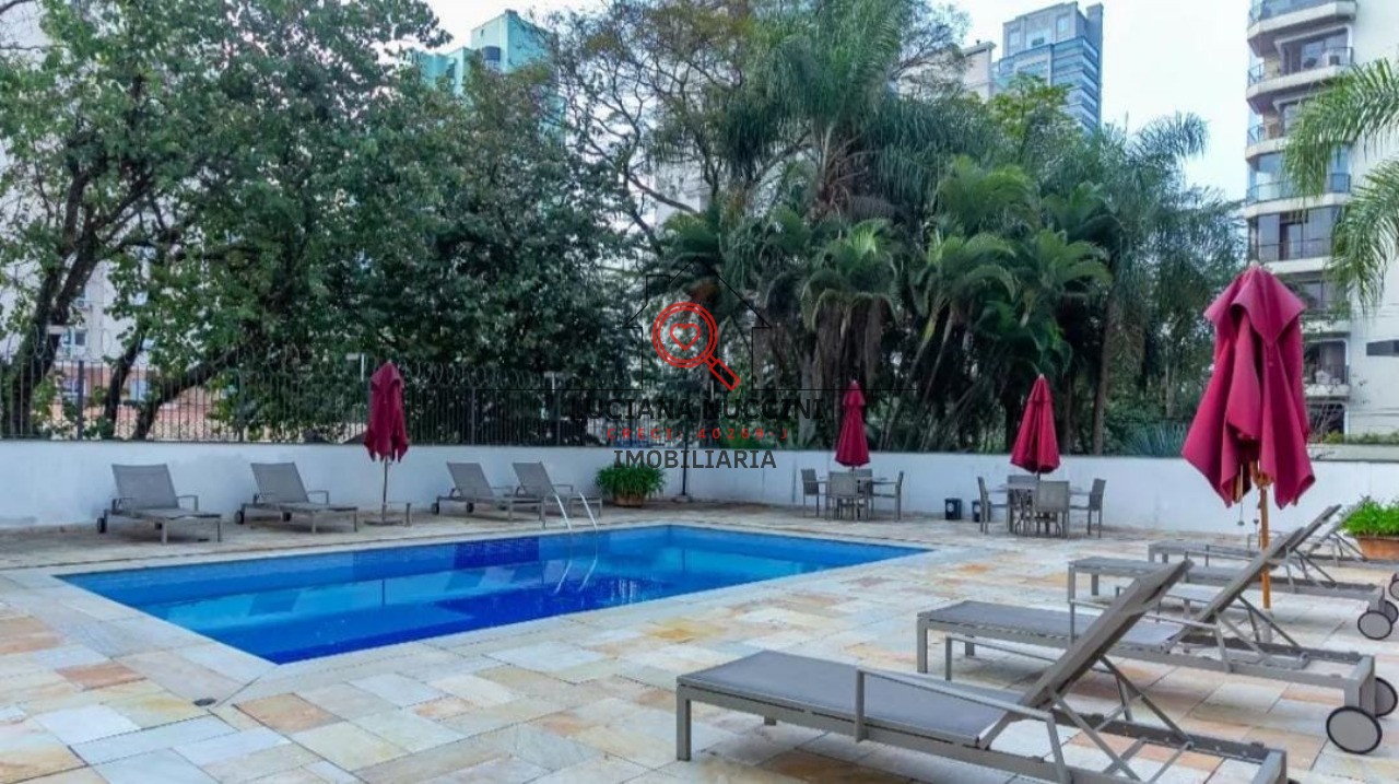 Apartamento à venda em Moema - SP: 4 quartos, 3 suítes, 4 vagas e 240m² de área! Venha conferir!