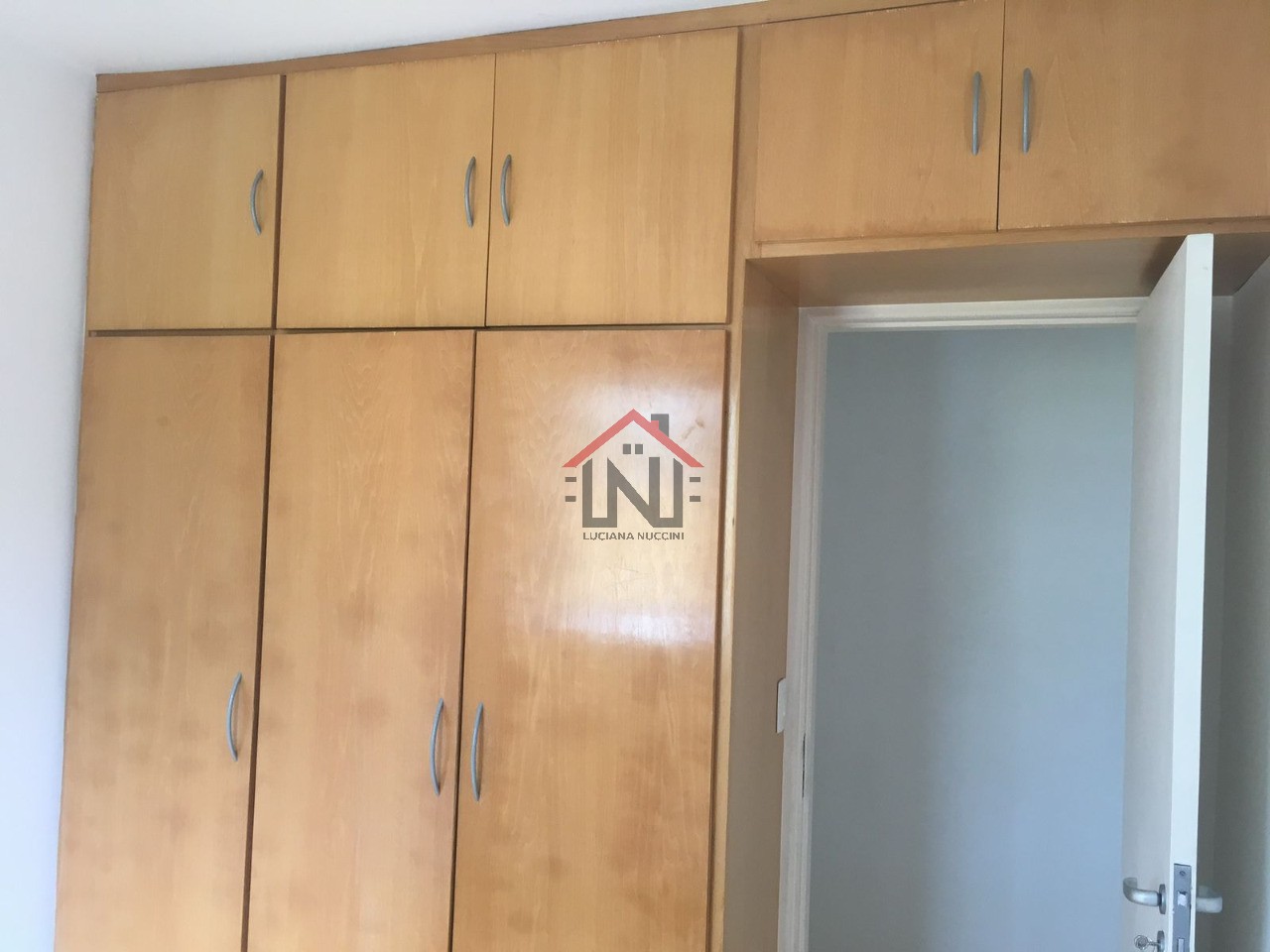 Apartamento à venda em São Paulo: 2 quartos, 1 sala, 2 banheiros e vaga na Vila Andrade, 52 m² de luxo!