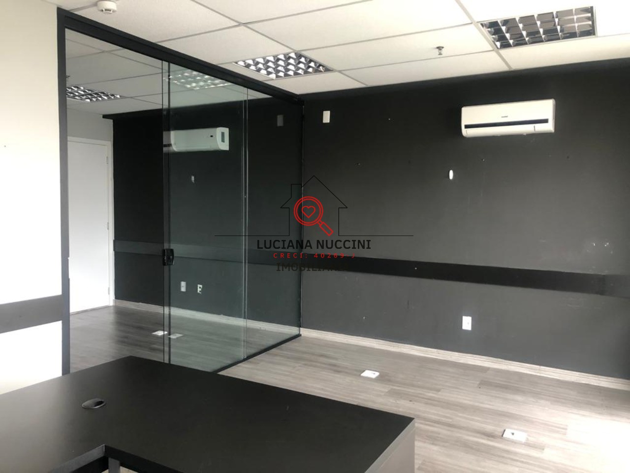 Oportunidade única: Sala comercial à venda em Pinheiros, SP - 1 sala, 2 banheiros, 1 vaga, 42m². Invista já!