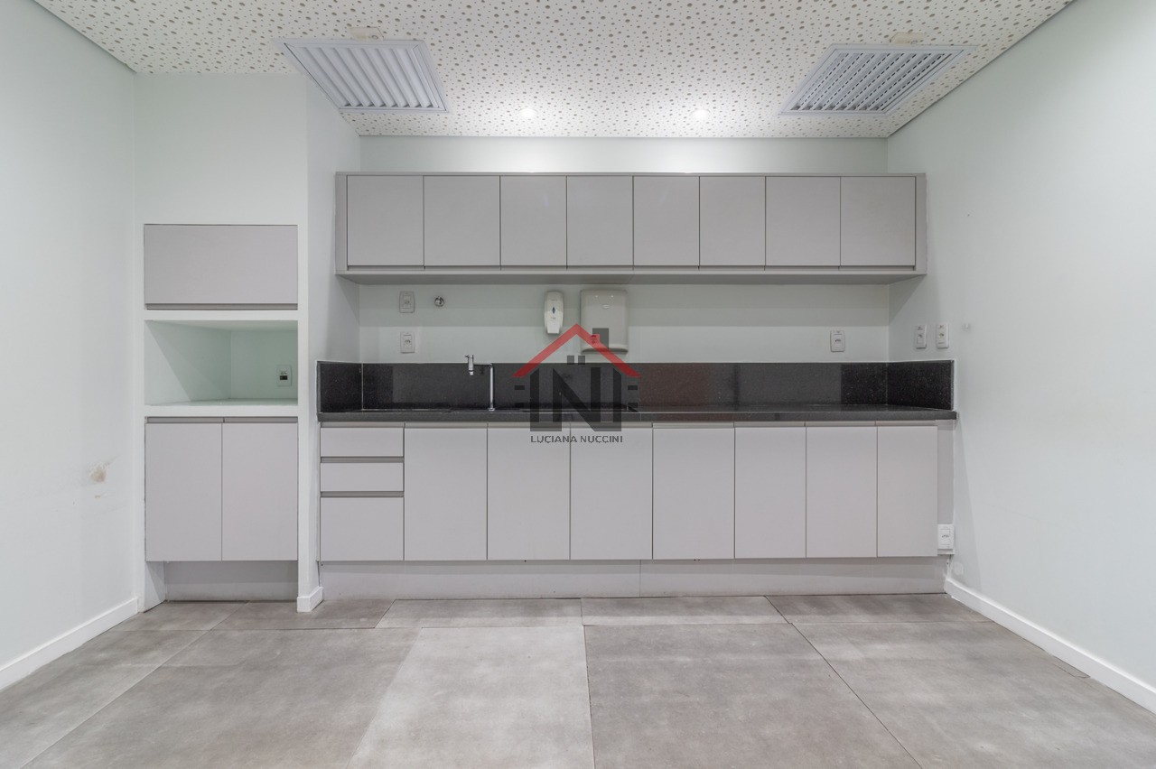 Conjunto Comercial de Alto Padrão para Locação em São Paulo-SP, Butantã: 2 Salas, 2 Banheiros, 12 Vagas, 296m².