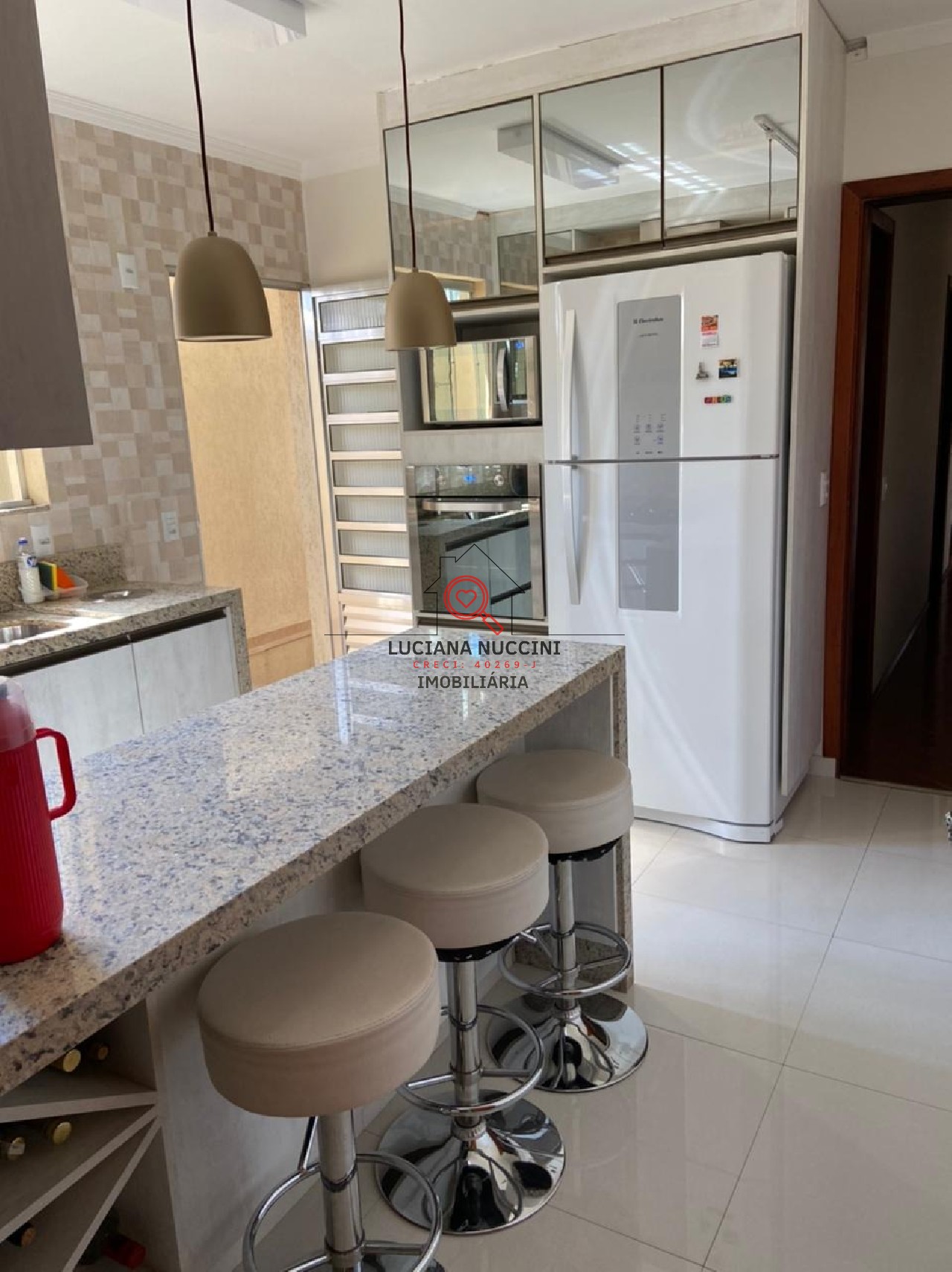 Imperdível casa de 4 quartos e 1 suíte na vila nair, são pau