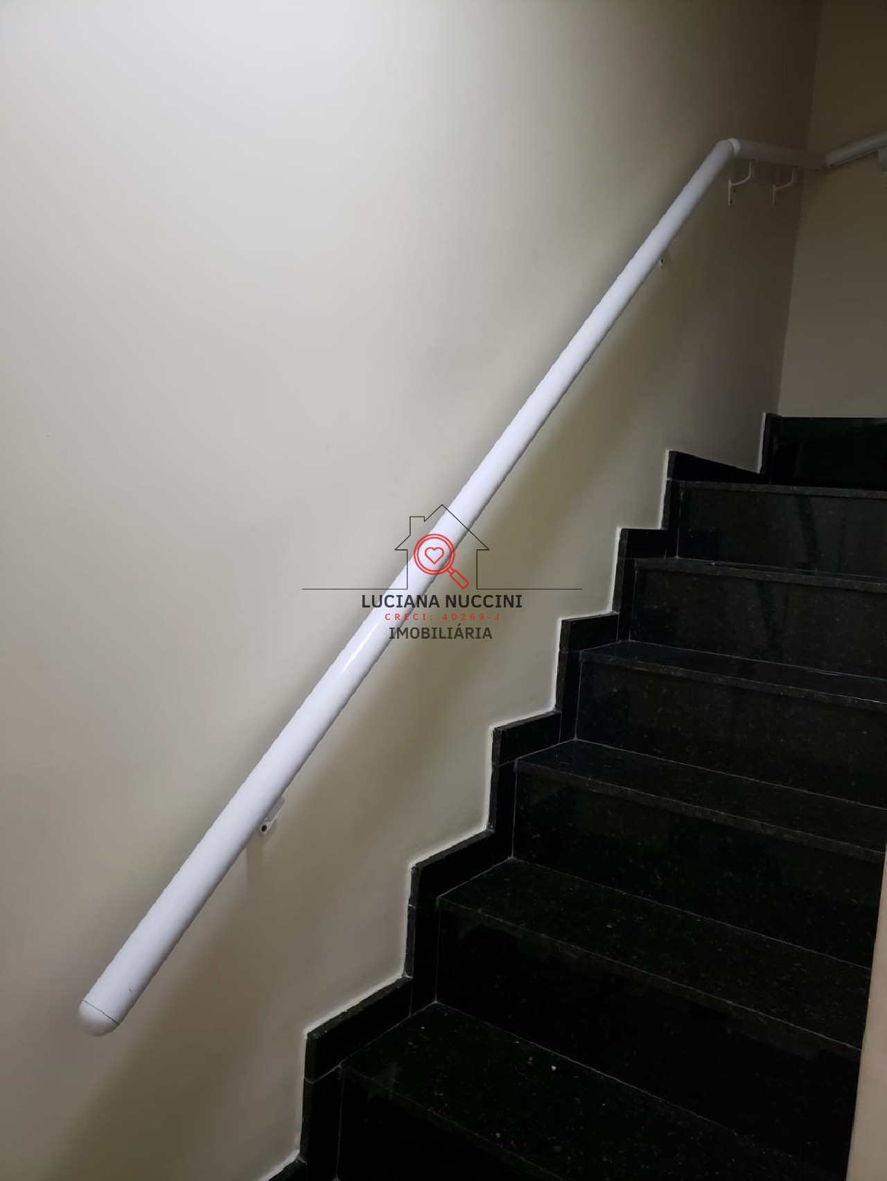Venda lindo sobrado em condominio fechado na penha com 3 dor