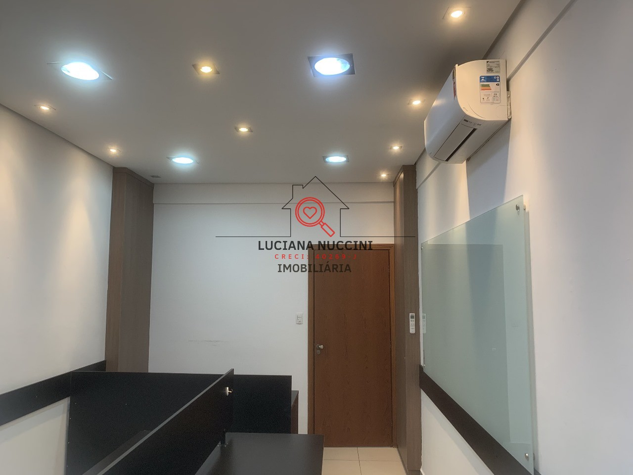 Conjunto Comercial à Venda ou Locação na Bela Vista, São Paulo-SP: 3 Salas, 2 Banheiros, 1 Vaga de Garagem, 108,05m² de Área