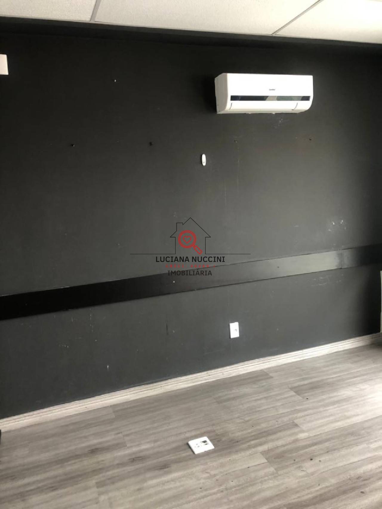 Oportunidade única: Sala comercial à venda em Pinheiros, SP - 1 sala, 2 banheiros, 1 vaga, 42m². Invista já!