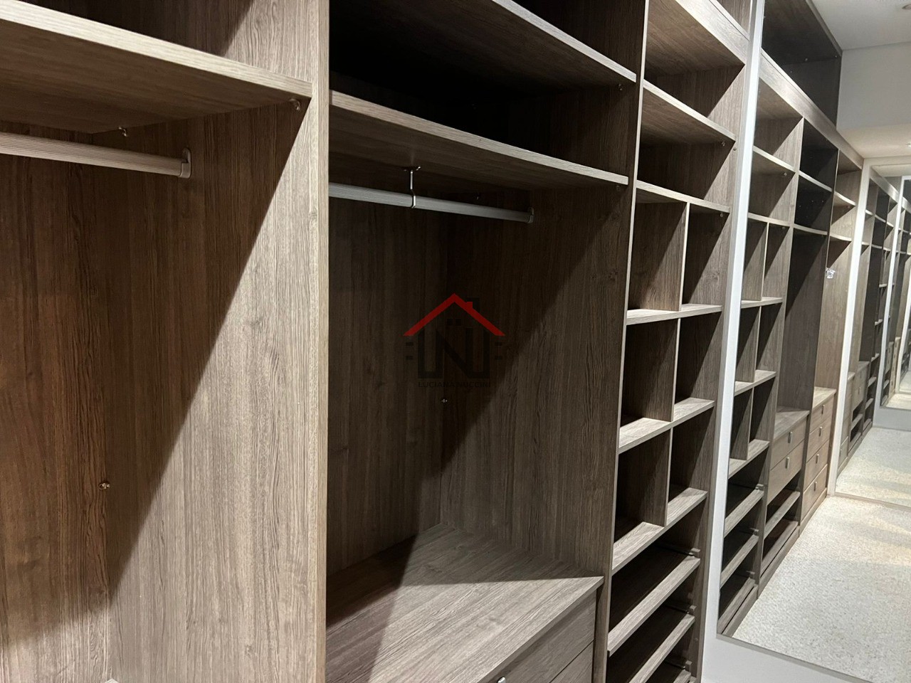 Apartamento de Luxo em Pinheiros: 2 quartos, 2 suítes, 2 salas, 2 vagas de garagem, 140m² de área! Venda ou Locação em São Paulo-SP!
