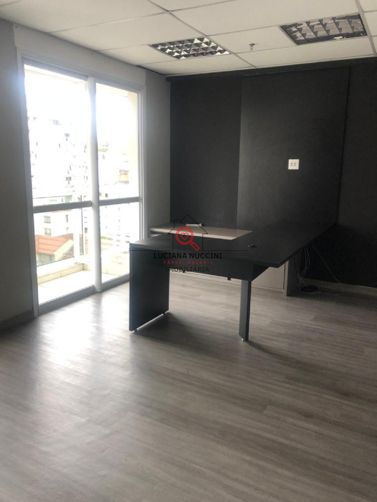 Oportunidade única: Sala comercial à venda em Pinheiros, SP - 1 sala, 2 banheiros, 1 vaga, 42m². Invista já!