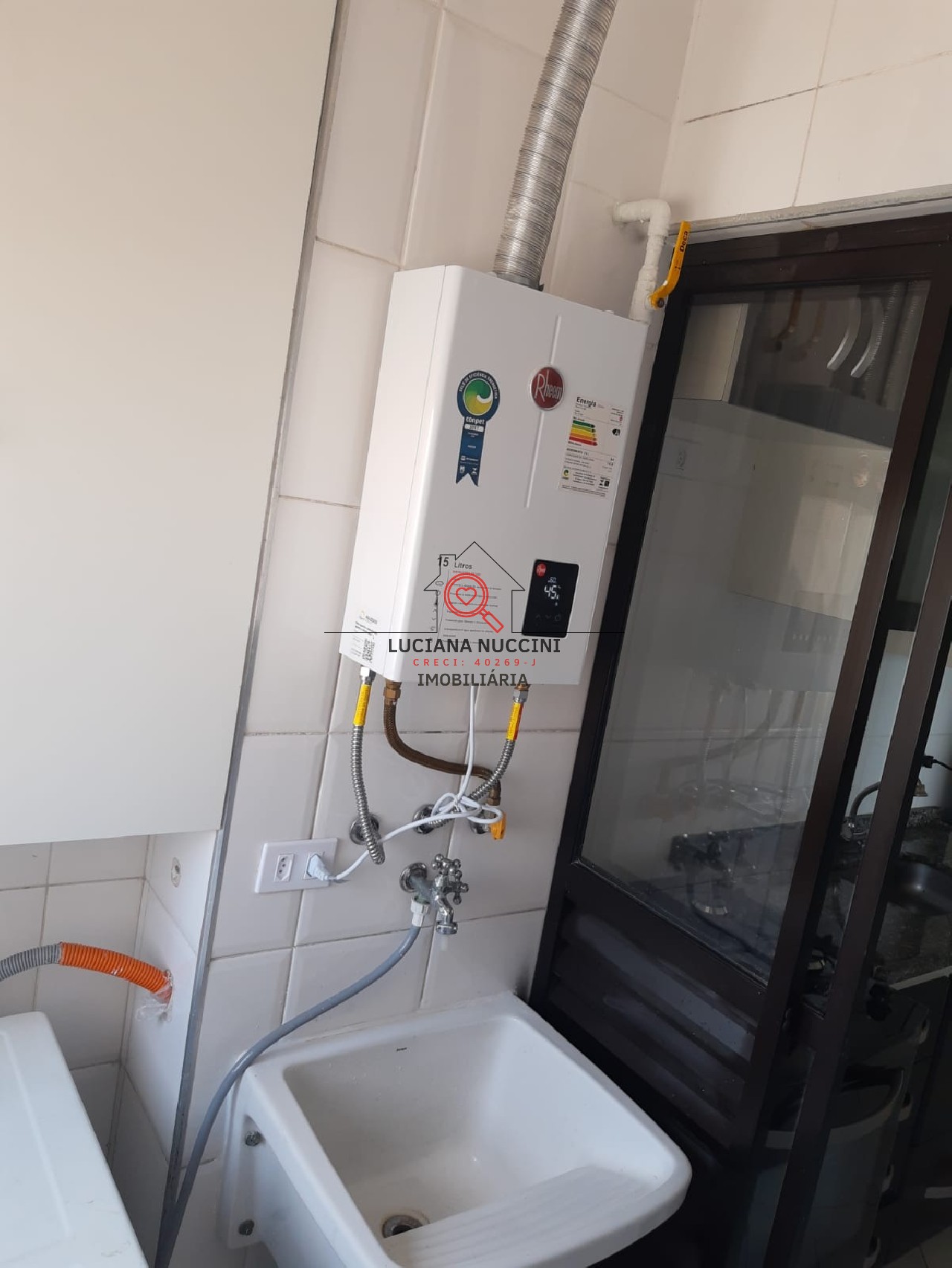 Apto à Venda 2 dormitórios na região da Saúde