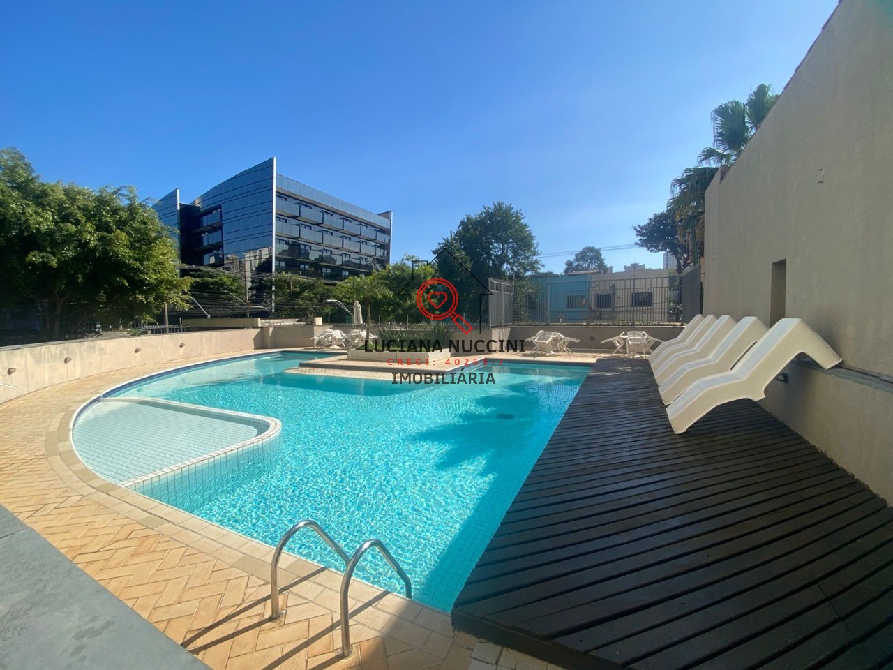 Cobertura de Luxo na Vila Mariana: 3 Quartos, 1 Suíte, 3 Banheiros, 3 Vagas de Garagem, 377m² de Pura Elegância em SP