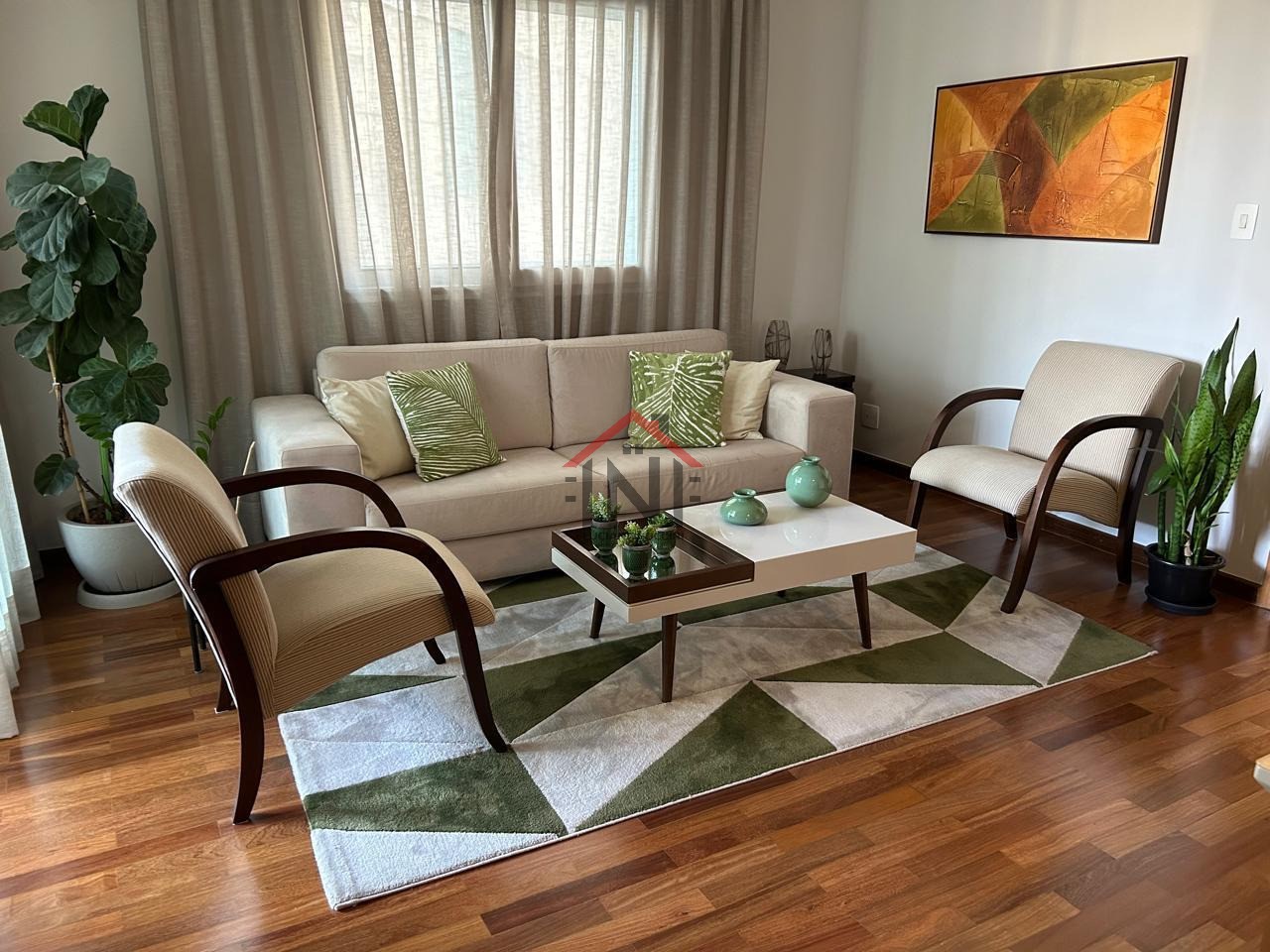Venda de apartamento de luxo em Pinheiros, São Paulo-SP: 3 quartos, 1 suíte, 2 salas, 5 banheiros, 4 vagas de garagem, 130m².
