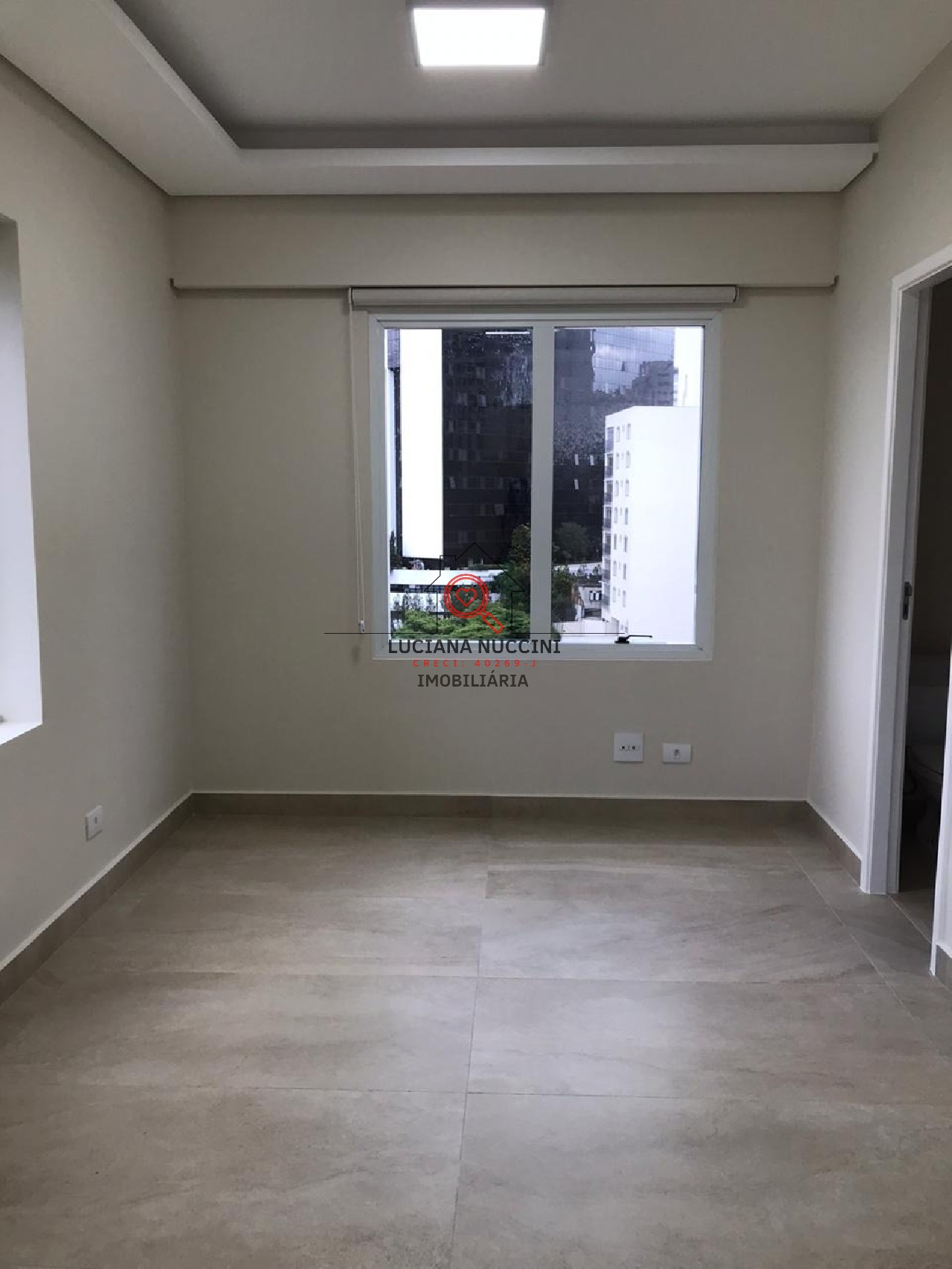 Conjunto Comercial na Liberdade - Ótima Localização