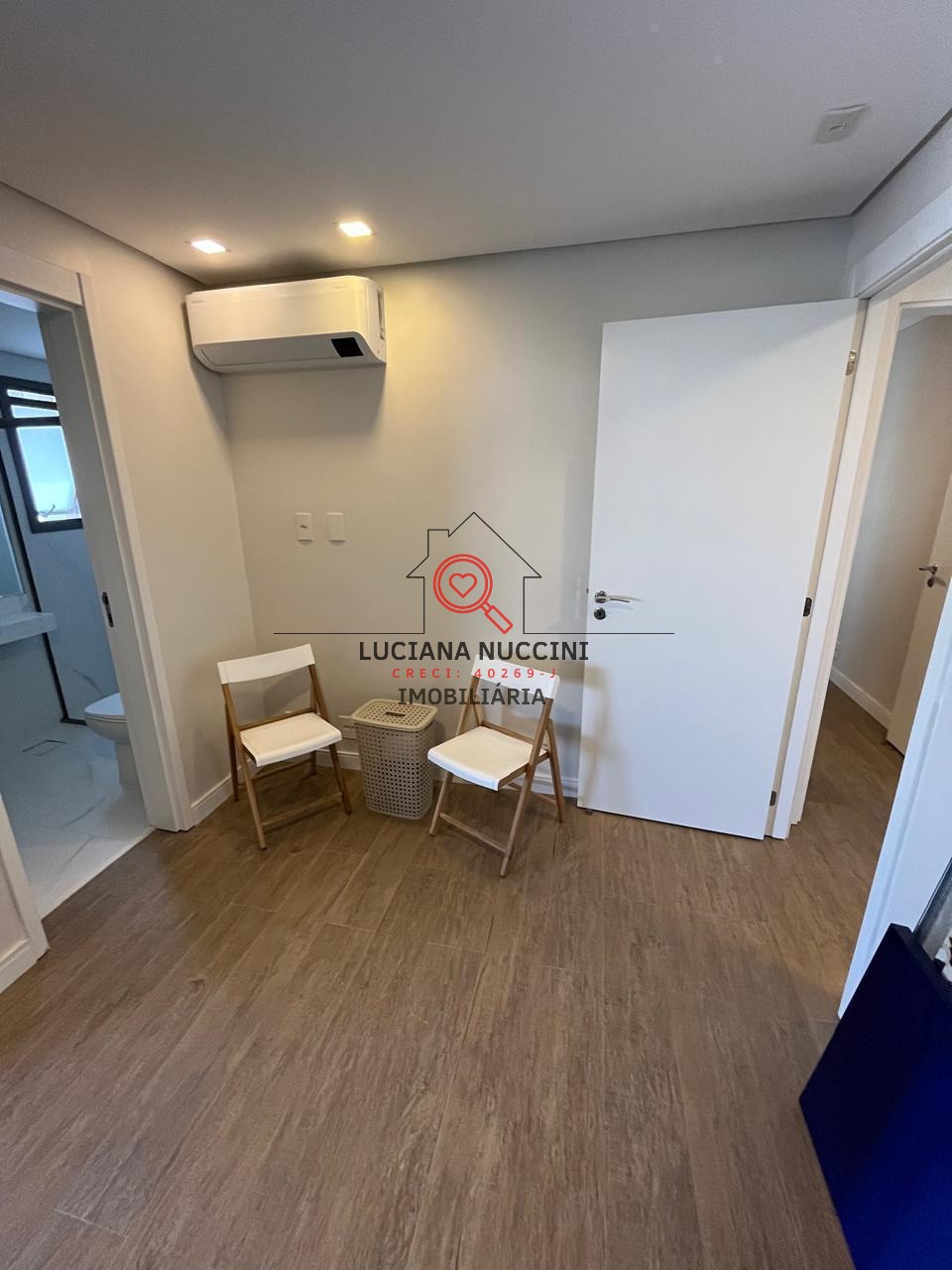 Apartamento de Luxo para Locação na Vila Clementino - São Paulo-SP: 3 Quartos, 3 Suítes, 2 Salas, 4 Banheiros.