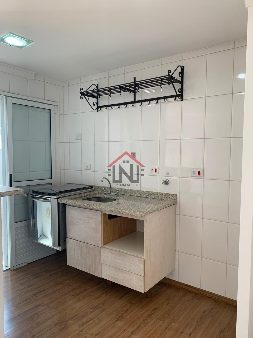 Apartamento à venda em Mirandópolis, São Paulo-SP: 1 quarto, 1 sala, 1 banheiro, 1 vaga de garagem, 40m².