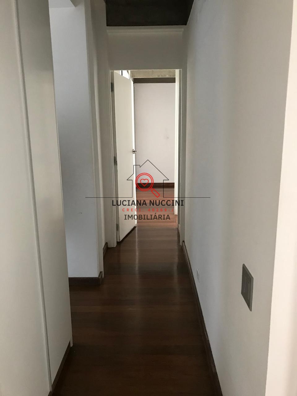 Apartamento de Luxo no Jardim Paulista: 3 Quartos, 1 Suíte, 147m² - Venda ou Locação em São Paulo-SP