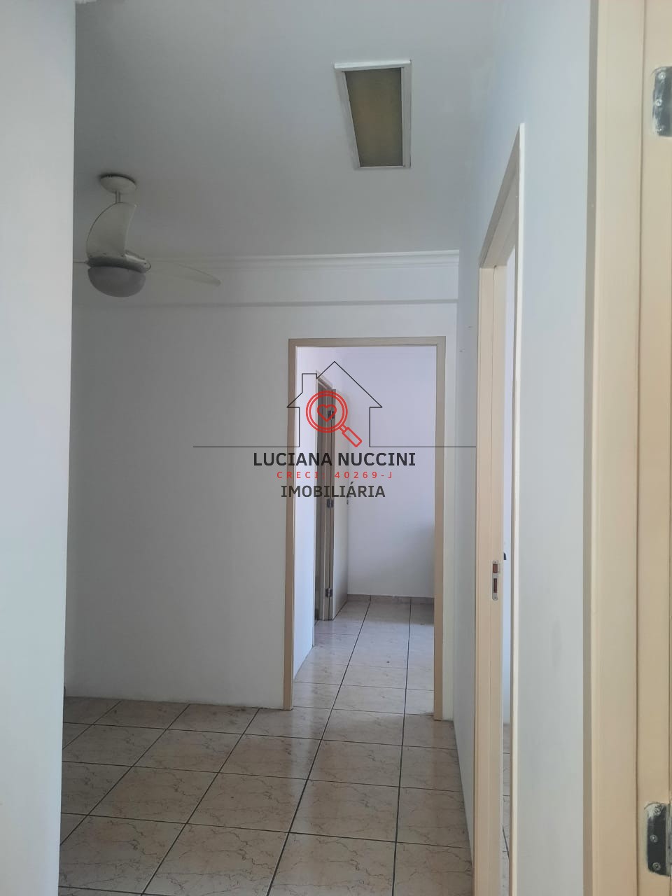 Conjunto comercial para locação na Vila Nova Conceição, São Paulo-SP: 2 banheiros, 3 vagas de garagem, 63m² de área.