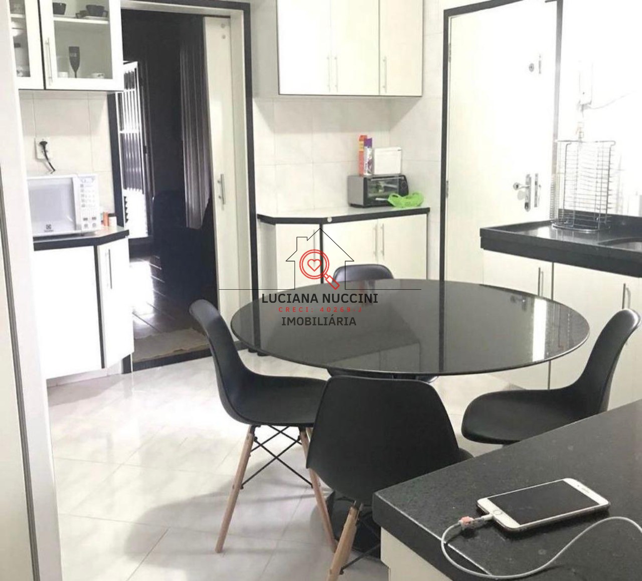 Casa térrea - com 2 casas