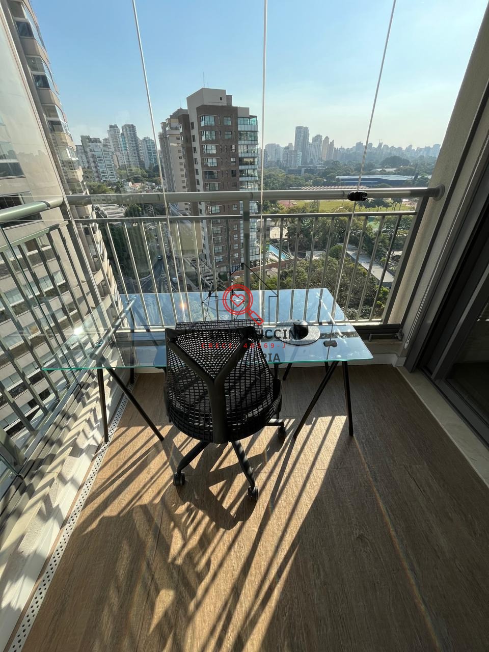 Apartamento de Luxo para Locação na Vila Clementino - São Paulo-SP: 3 Quartos, 3 Suítes, 2 Salas, 4 Banheiros.