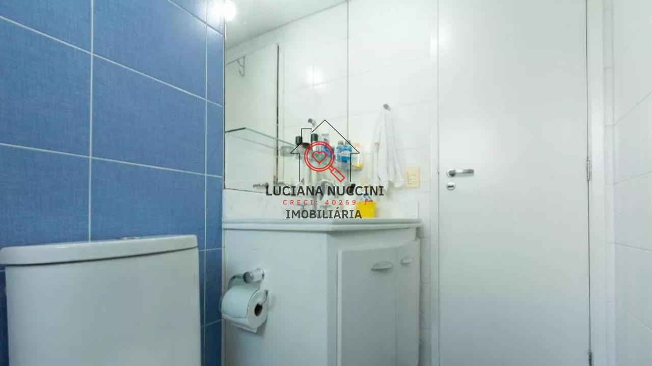 Apartamento à venda em Moema - SP: 4 quartos, 3 suítes, 4 vagas e 240m² de área! Venha conferir!