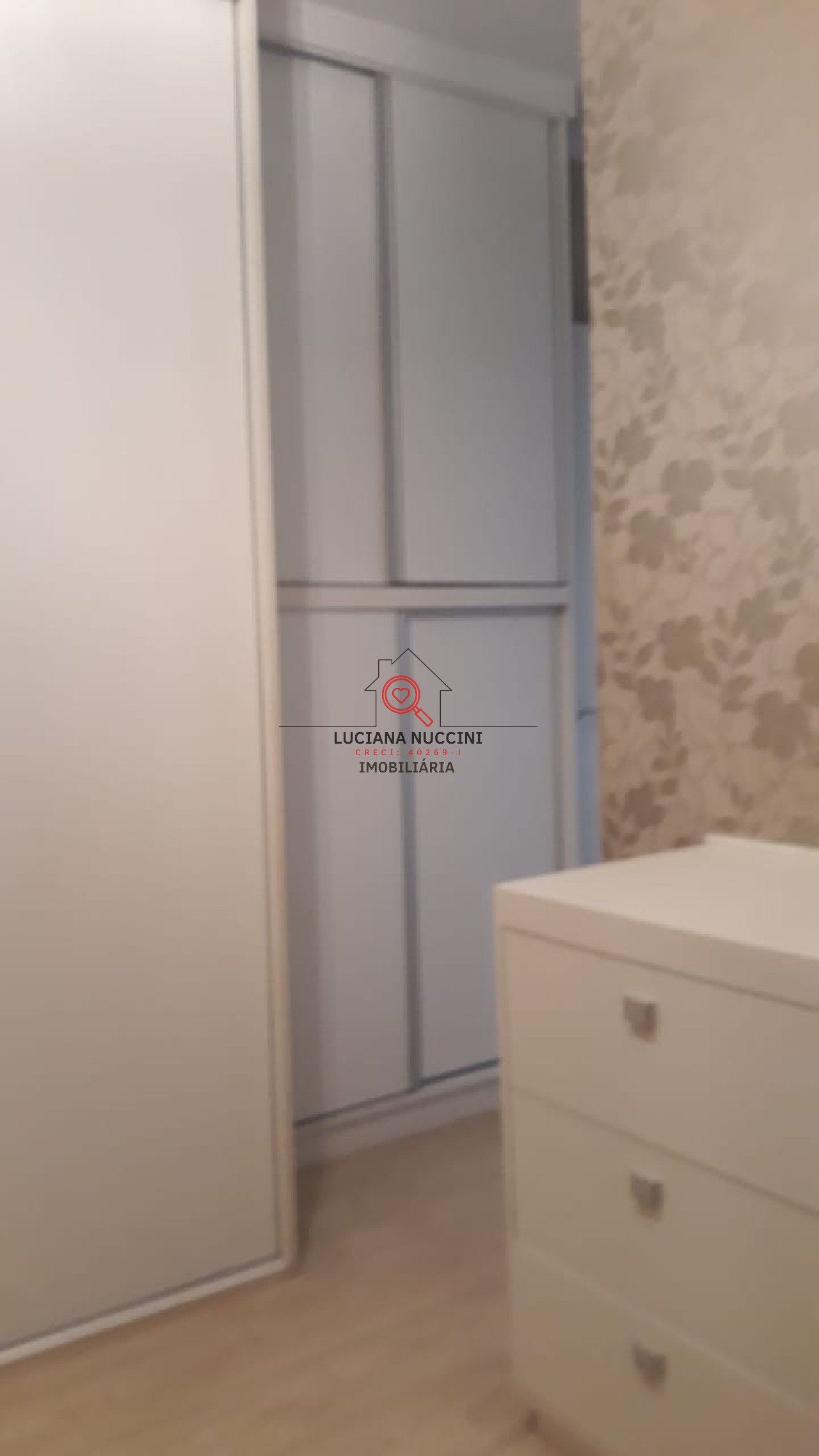 Apartamento de luxo com 3 suítes e 4 vagas na Vila Monumento, São Paulo-SP! 141m² de sofisticação e conforto.