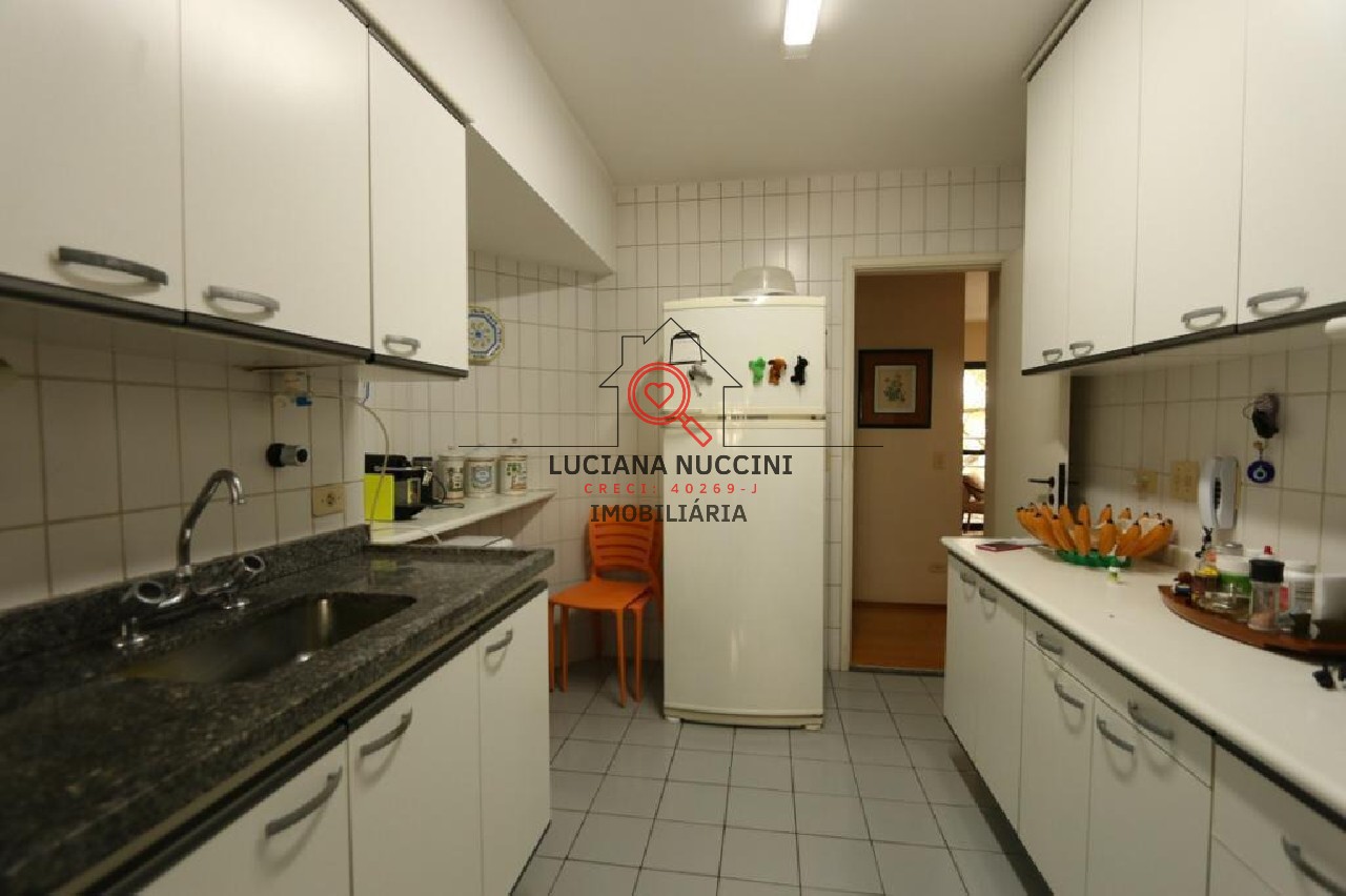 Apartamento à venda em São Paulo-SP, Campo Belo: 3 quartos, 1 suíte, 2 salas, 2 vagas, 190 m² de luxo!