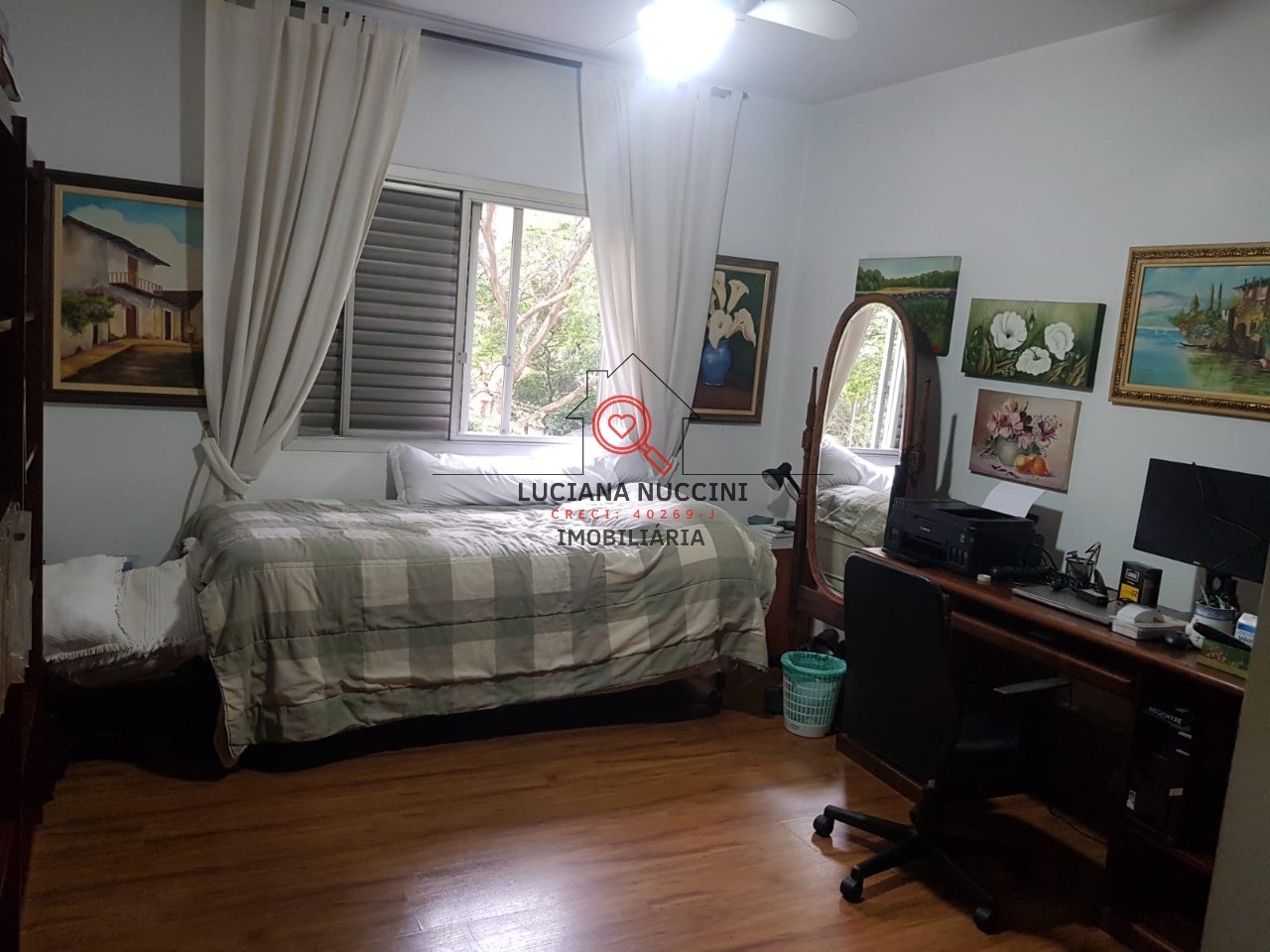 Venda de Apartamento na Bela Vista, São Paulo-SP: 3 Quartos, 1 Suite, 3 Banheiros, 1 Vaga de Garagem, 170m².