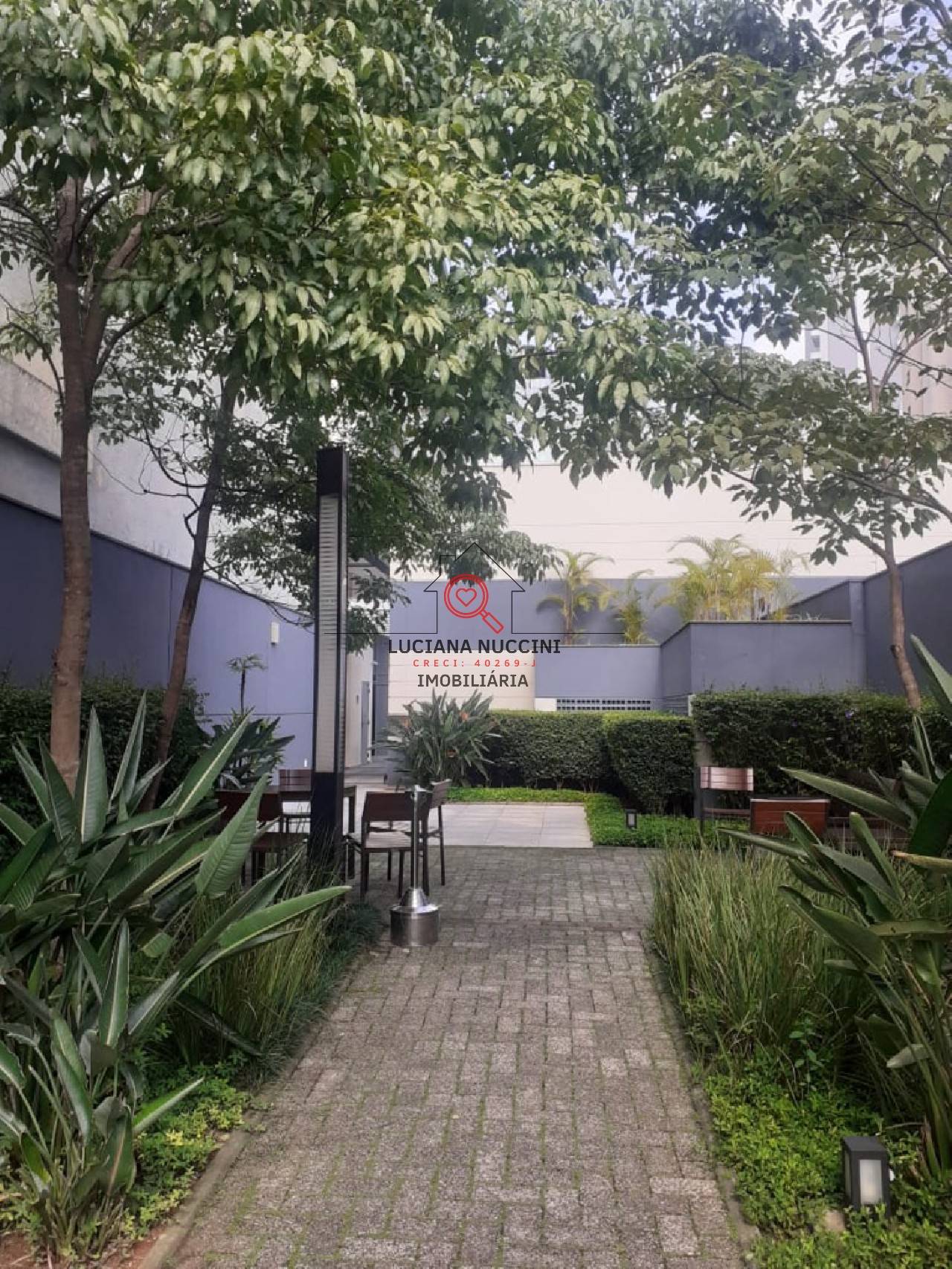 Venda de sala comercial de alto padrão na várzea da barra fu