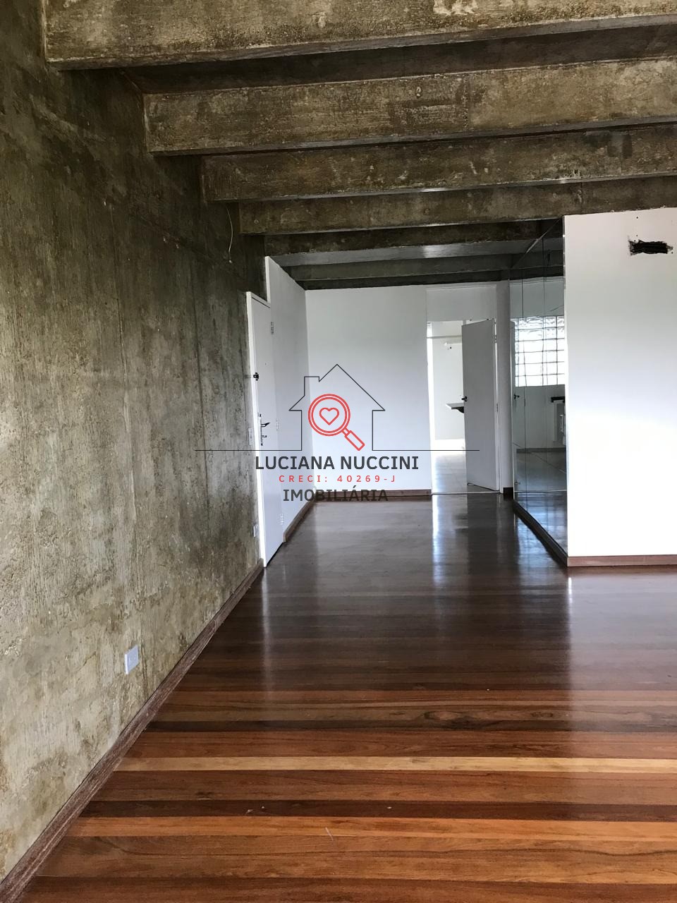 Apartamento de Luxo no Jardim Paulista: 3 Quartos, 1 Suíte, 147m² - Venda ou Locação em São Paulo-SP