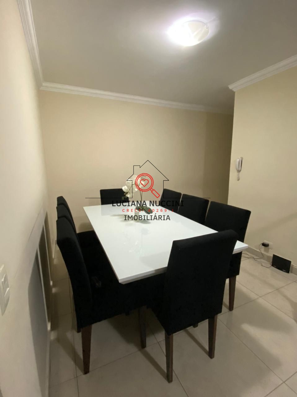 Apartamento à venda em São Paulo-SP, Vila Fachini: 2 quartos, 2 salas, 1 banheiro, 1 vaga, 69m² de área. Aproveite!