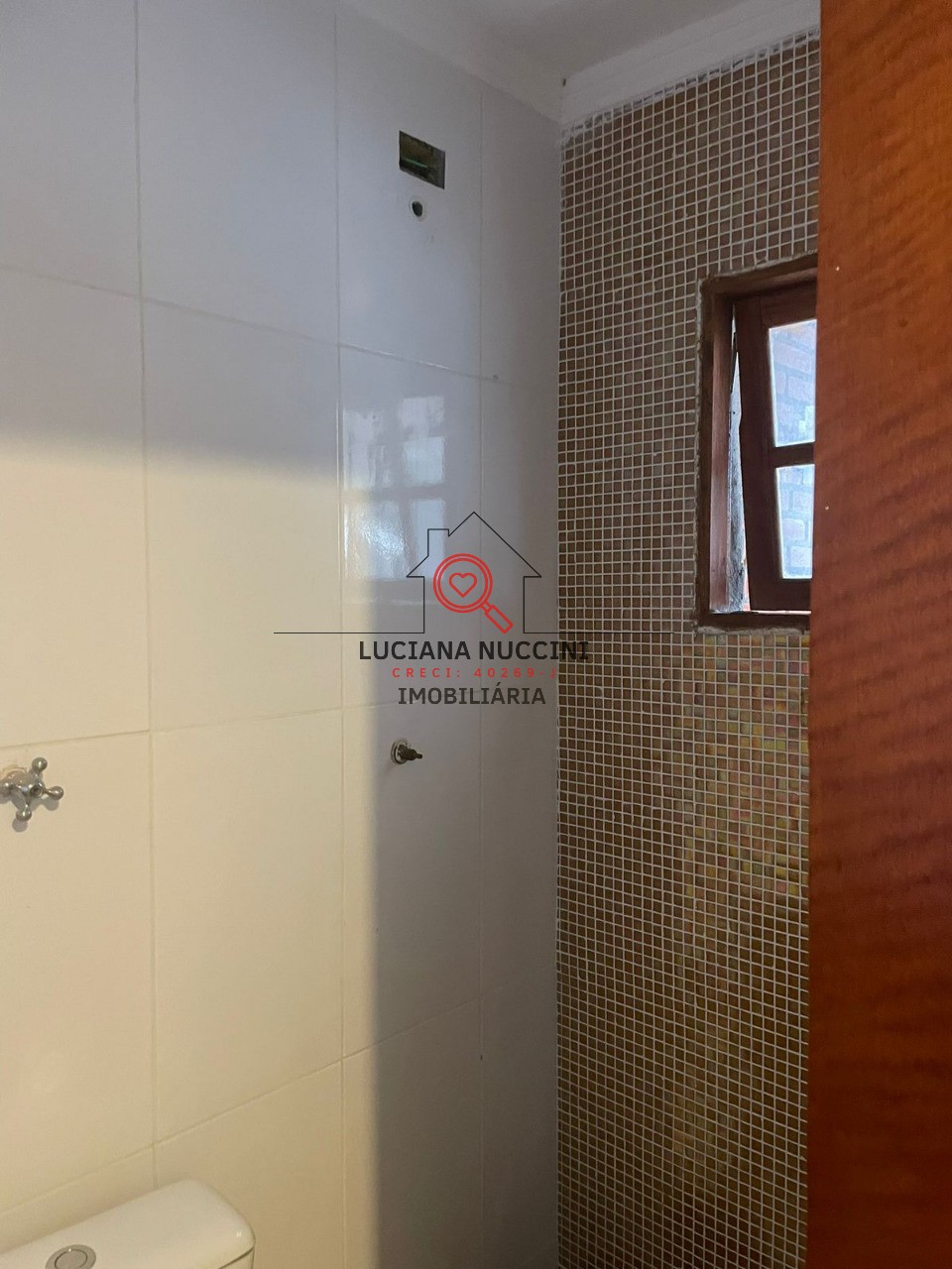 Venda de Casa de 5 Quartos na Vila Carioca, São Paulo-SP: 250m², 5 Banheiros - Imperdível!