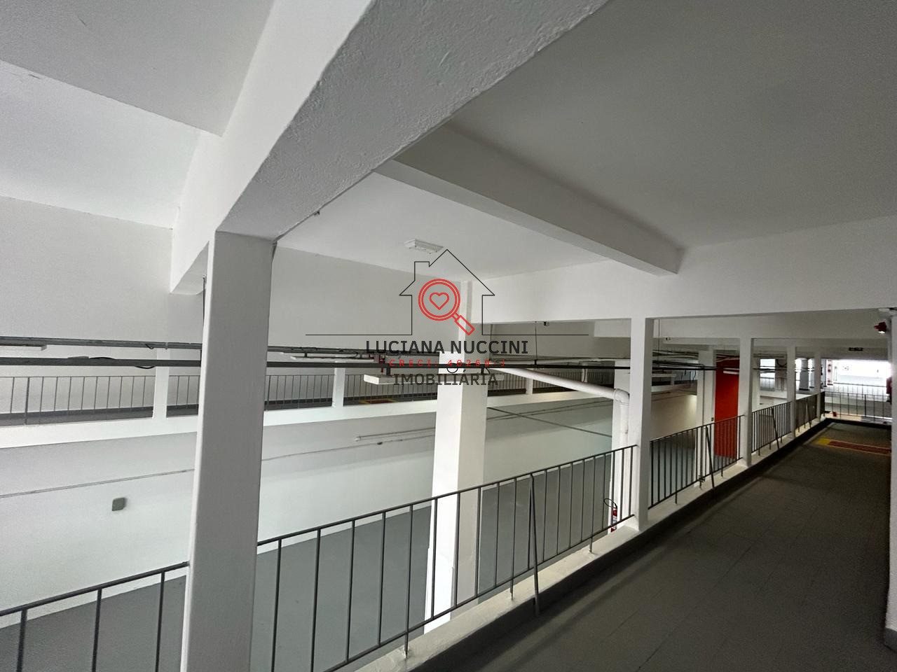 Conjunto Comercial para Locação em São Paulo-SP, Mirandópolis: 3 banheiros, 1.300 m² de Área.