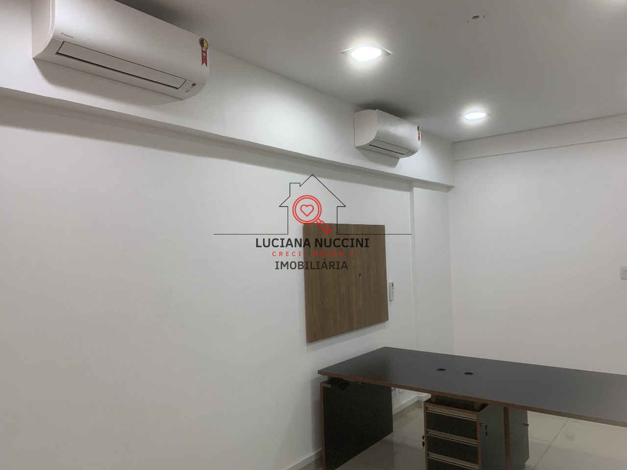 Conjunto Comercial à Venda ou Locação na Bela Vista, São Paulo-SP: 3 Salas, 2 Banheiros, 1 Vaga de Garagem, 108,05m² de Área