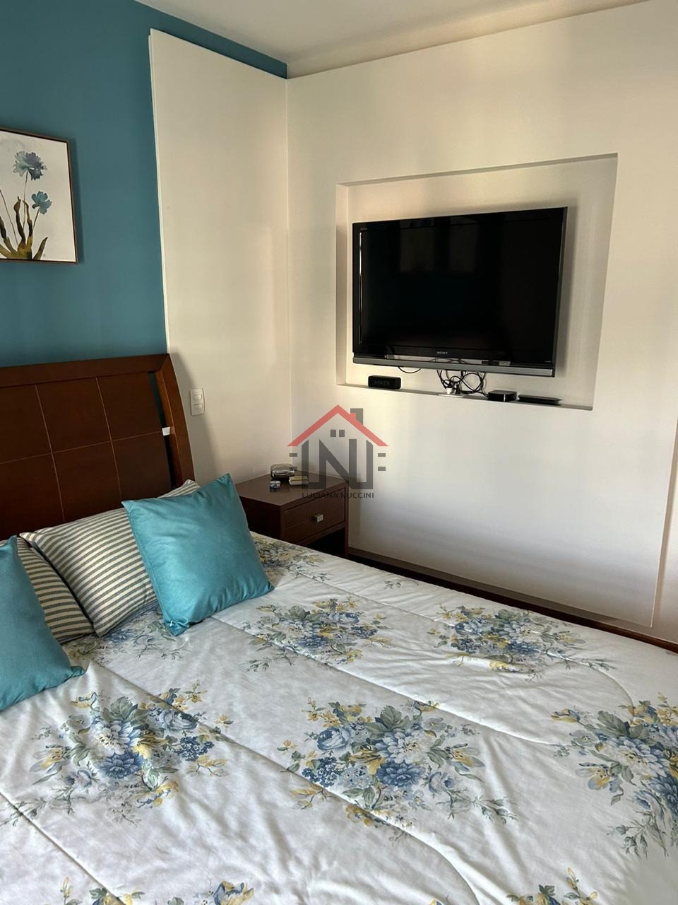 Venda de apartamento de luxo em Pinheiros, São Paulo-SP: 3 quartos, 1 suíte, 2 salas, 5 banheiros, 4 vagas de garagem, 130m².