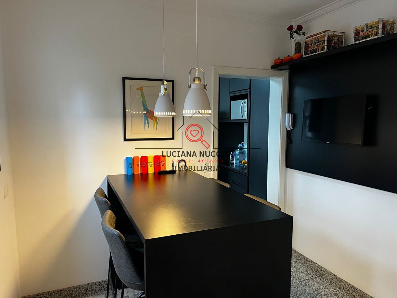 Apartamento de luxo à venda ou para locação em Indianópolis, São Paulo-SP: 3 quartos, 3 suítes, 2 salas, 3 vagas, 179m²