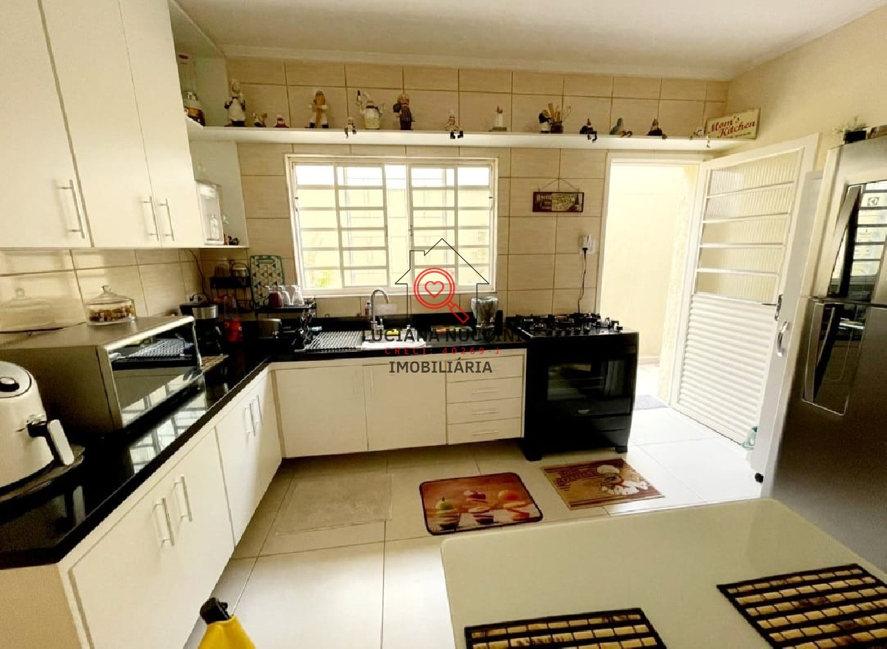 Imperdível oportunidade: Casa à venda em São Paulo-SP, bairro Saúde, 3 quartos, 1 sala, 3 banheiros, 2 vagas de garagem, 350m²!