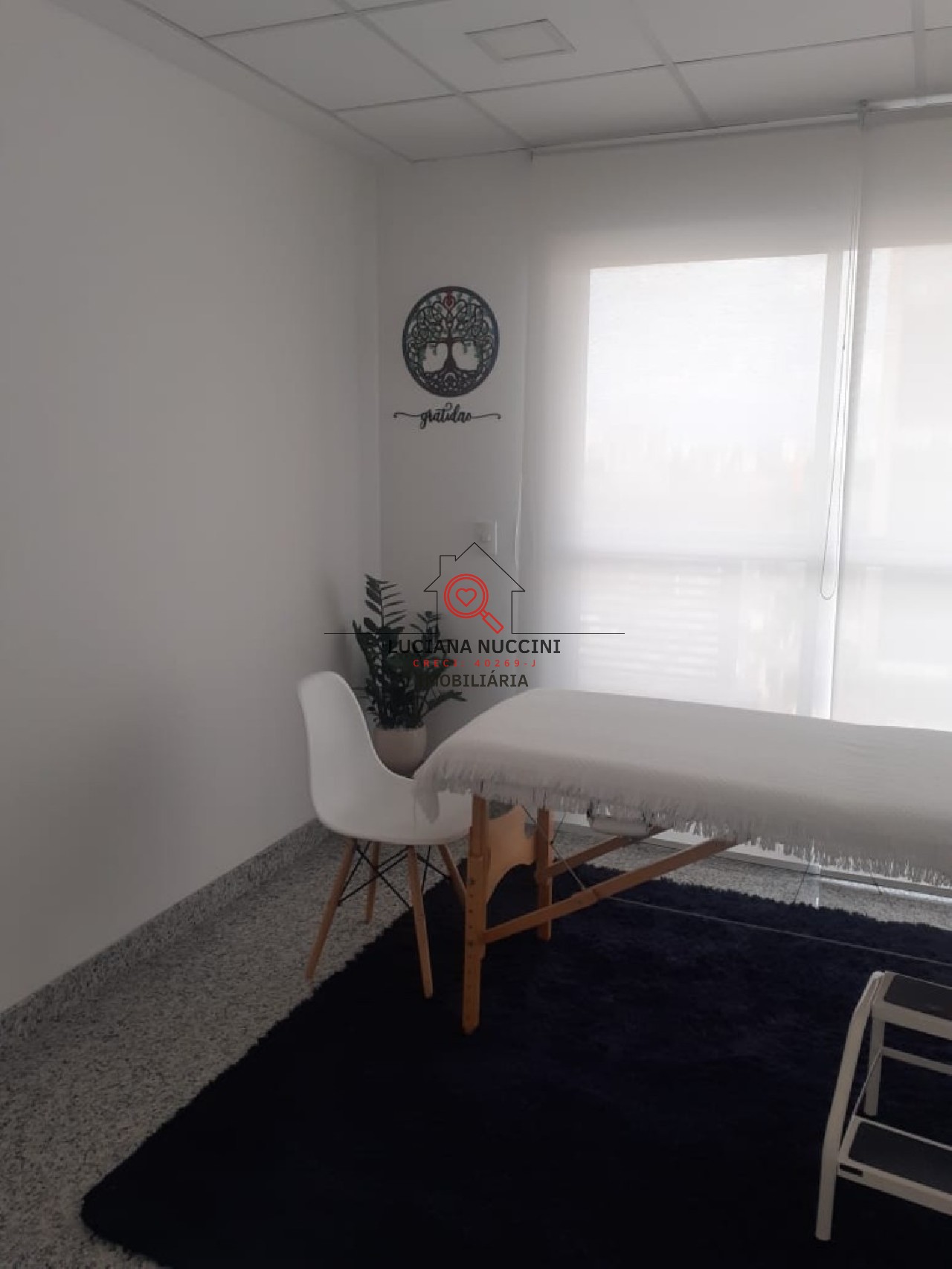 Venda de sala comercial de alto padrão na várzea da barra fu