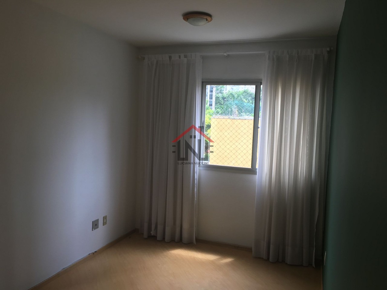 Apartamento à venda em São Paulo: 2 quartos, 1 sala, 2 banheiros e vaga na Vila Andrade, 52 m² de luxo!