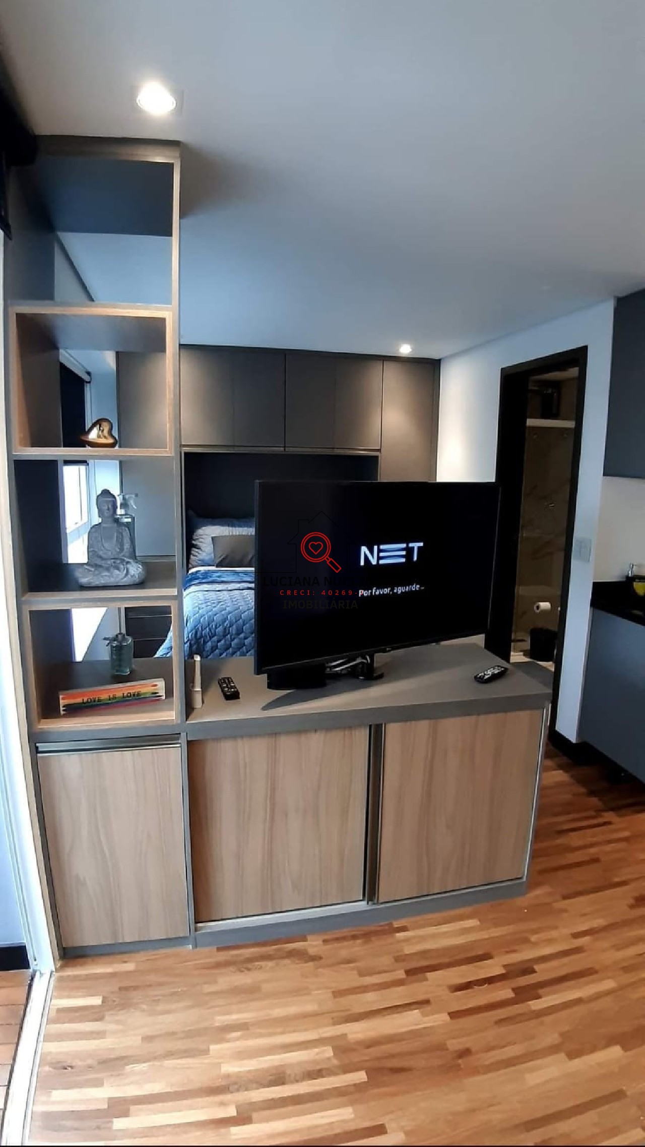 Studio à venda em Pinheiros, São Paulo-SP: 1 quarto, 1 sala, 1 banheiro, 1 vaga de garagem, 30m² de área. Venha conferir!