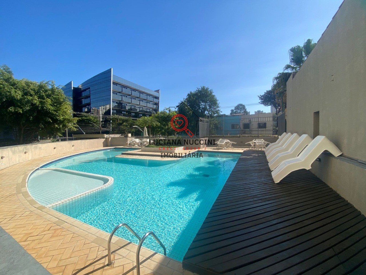 Cobertura de Luxo na Vila Mariana: 3 Quartos, 1 Suíte, 3 Banheiros, 3 Vagas de Garagem, 377m² de Pura Elegância em SP