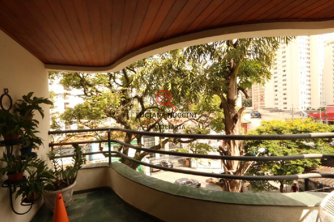 Apartamento à venda em São Paulo-SP, Campo Belo: 3 quartos, 1 suíte, 2 salas, 2 vagas, 190 m² de luxo!