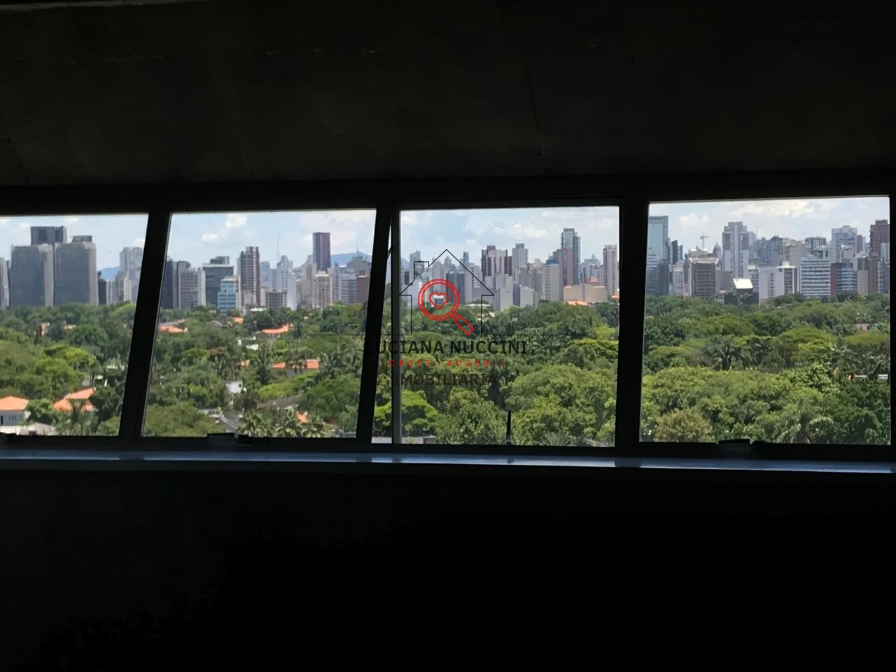Apartamento de Luxo no Jardim Paulista: 3 Quartos, 1 Suíte, 147m² - Venda ou Locação em São Paulo-SP