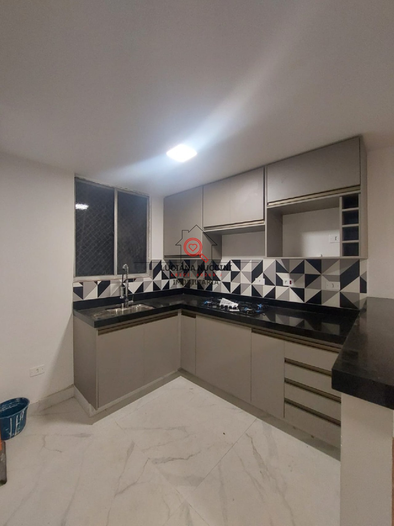 Apartamento à venda no Jardim da Saúde, São Paulo-SP: 2 quartos, 1 banheiro, 52m² de área!