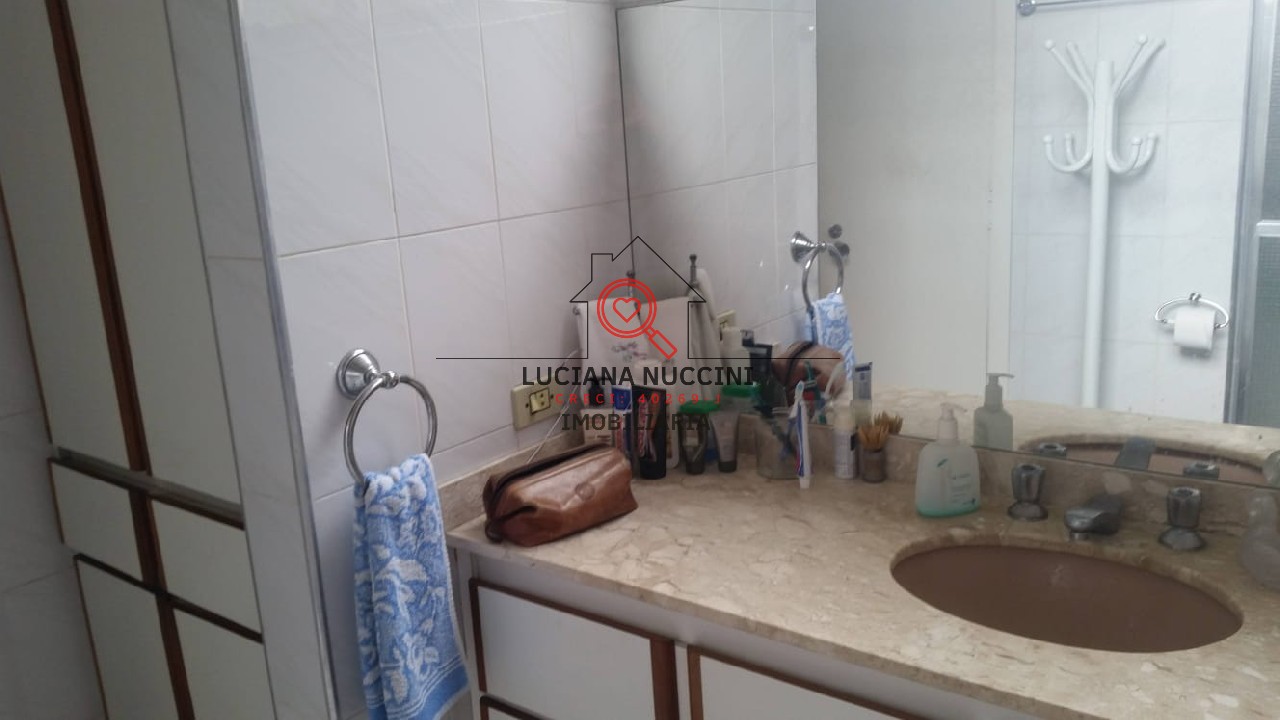 Apto à Venda 3 dormitórios no Paraiso