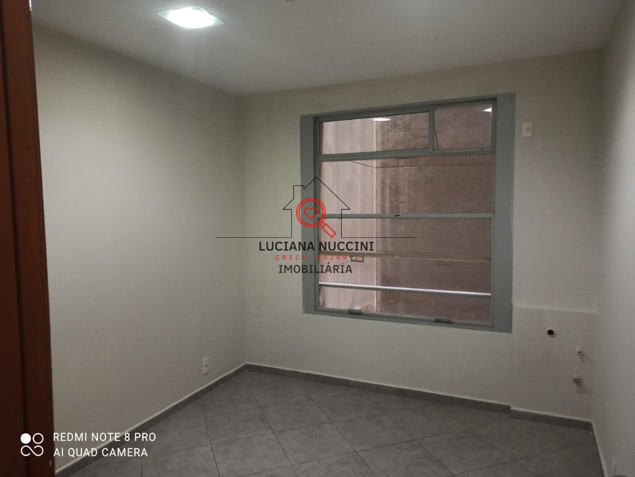Conjunto comercial no centro de são paulo, próximo ao metrô 