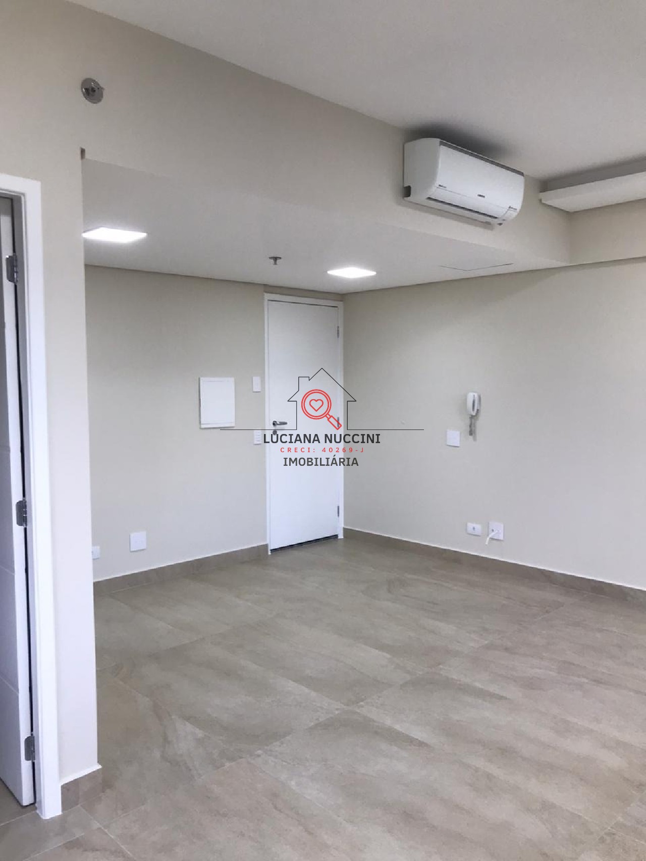 Conjunto Comercial na Liberdade - Ótima Localização