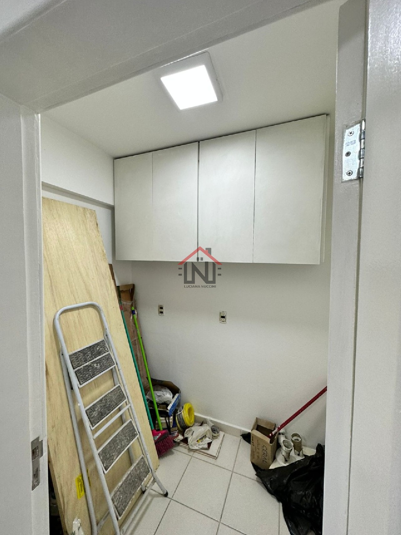 Apartamento à Venda na Vila Mariana - 1 Dormitório e Vaga de Garagem